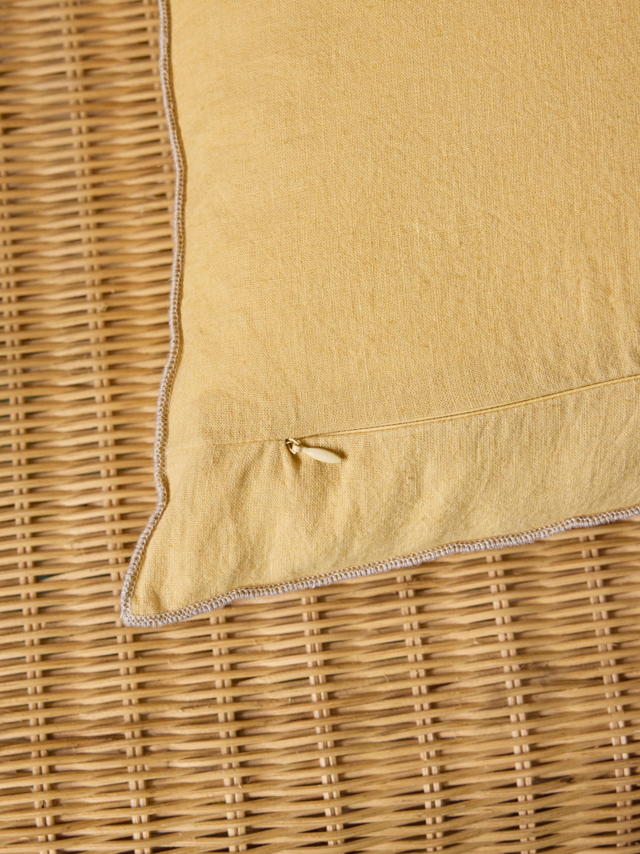 Solid cotton/linen cushion cover