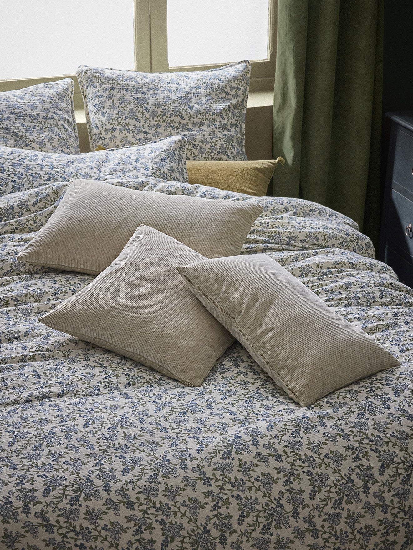 Corduroy cushion cover