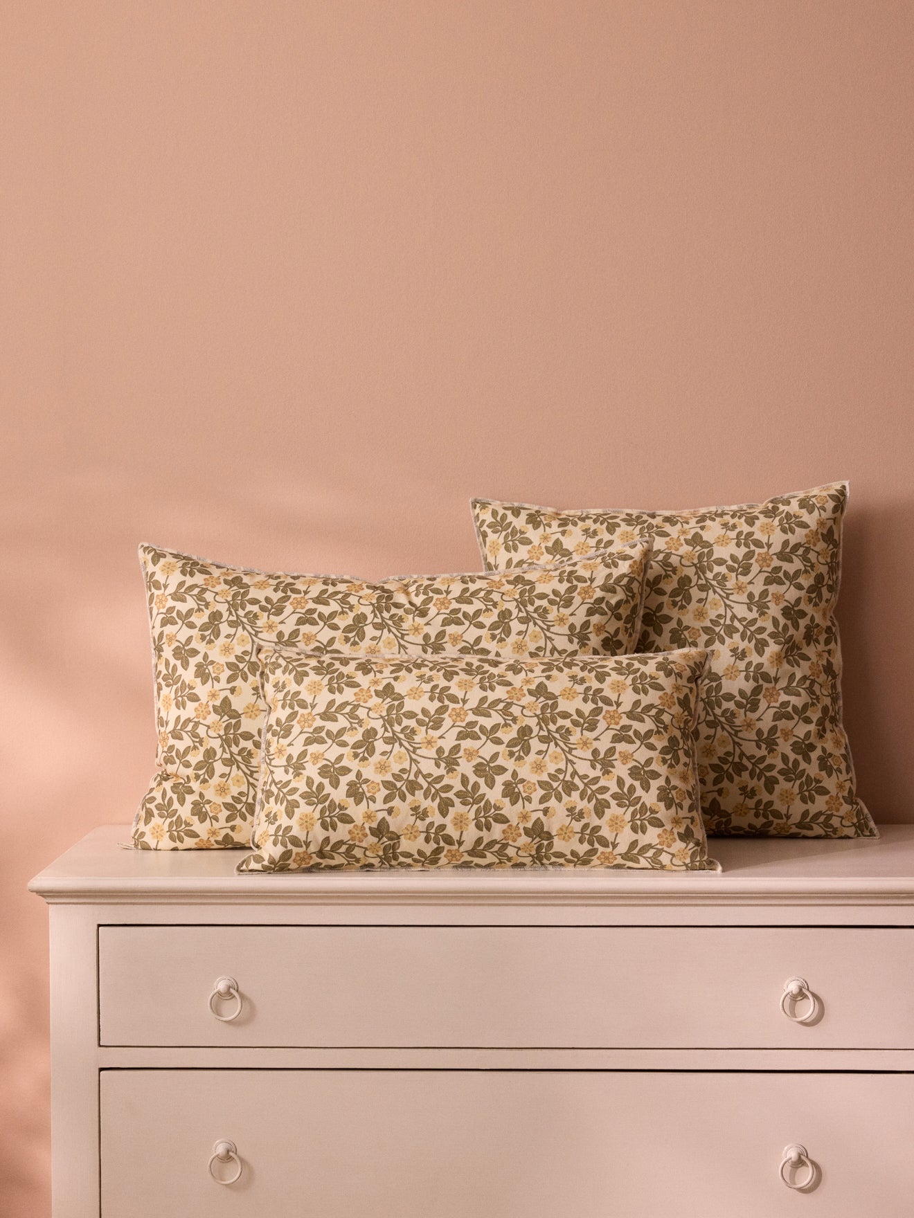 Housse de coussin fleurie coton et lin