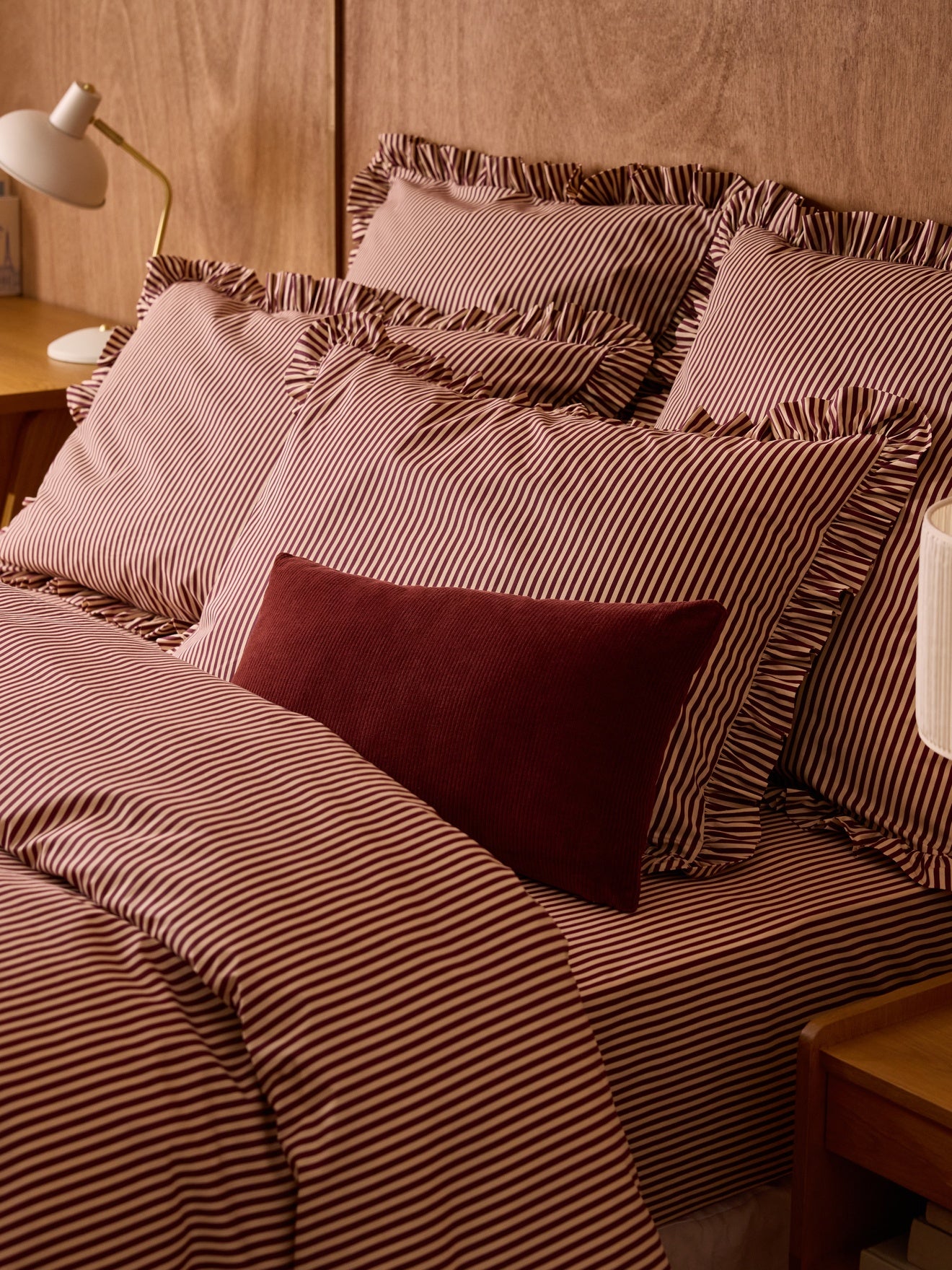 Housse de coussin en velours côtelé