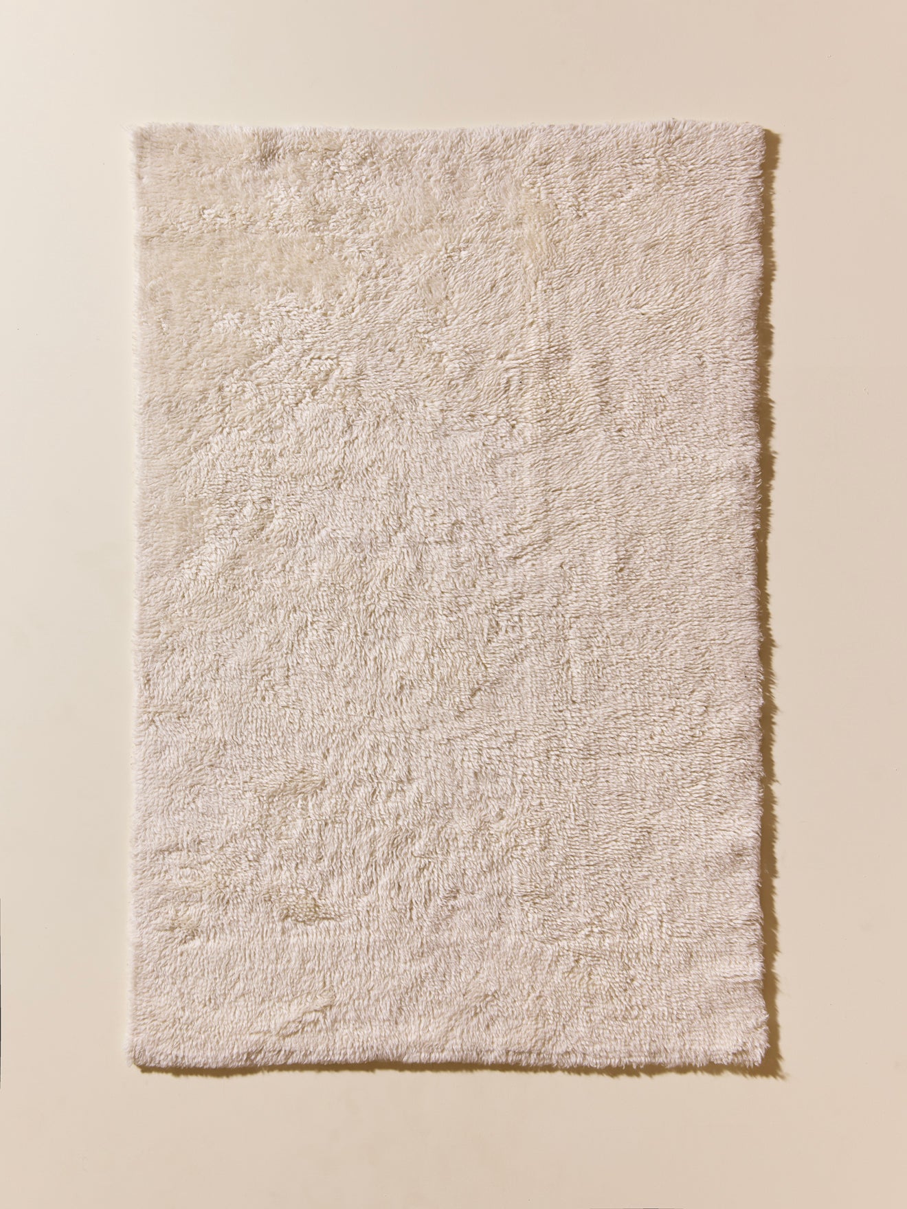 Small pure wool shaggy rug