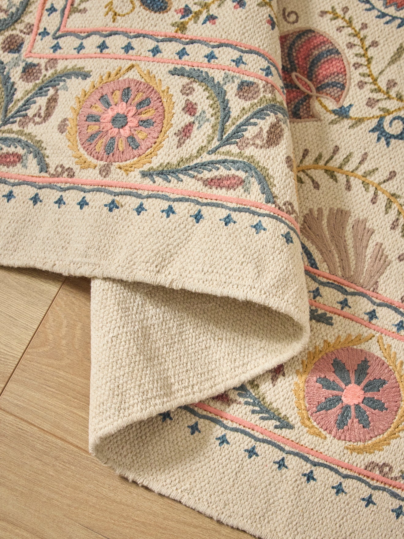 Embroidered cotton rug Flore - XL