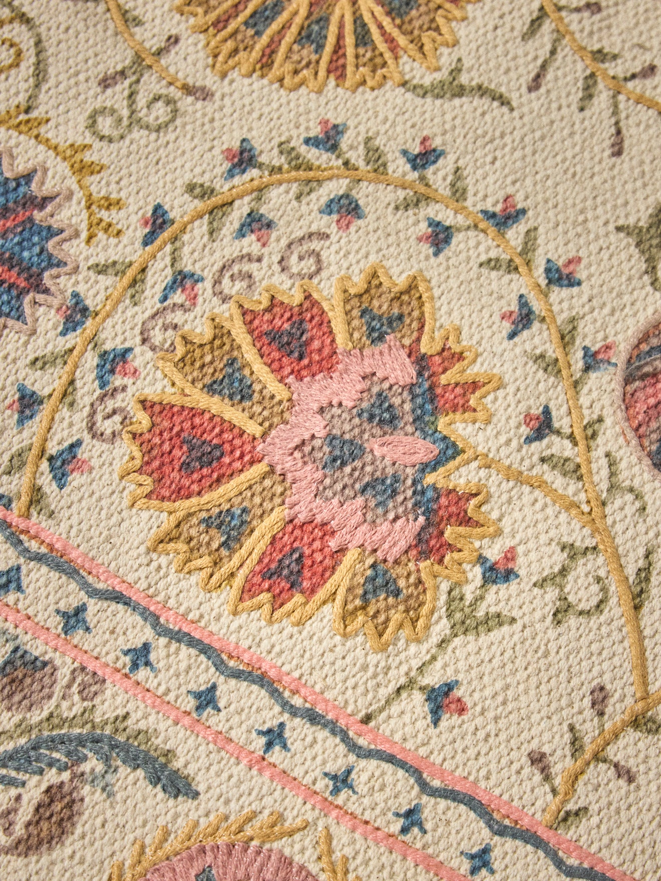 Embroidered cotton rug Flore - XL