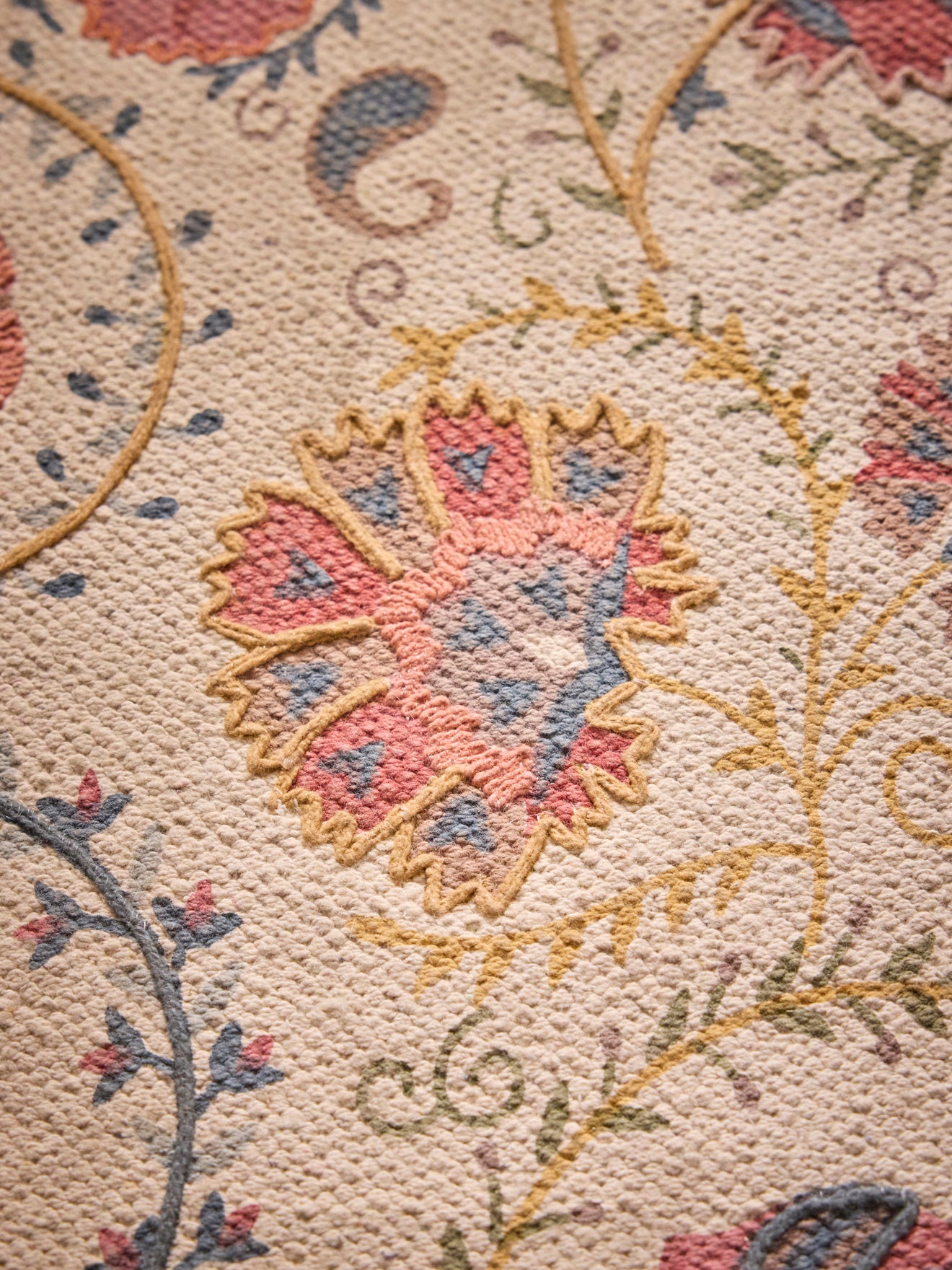Embroidered cotton rug Flore - XL