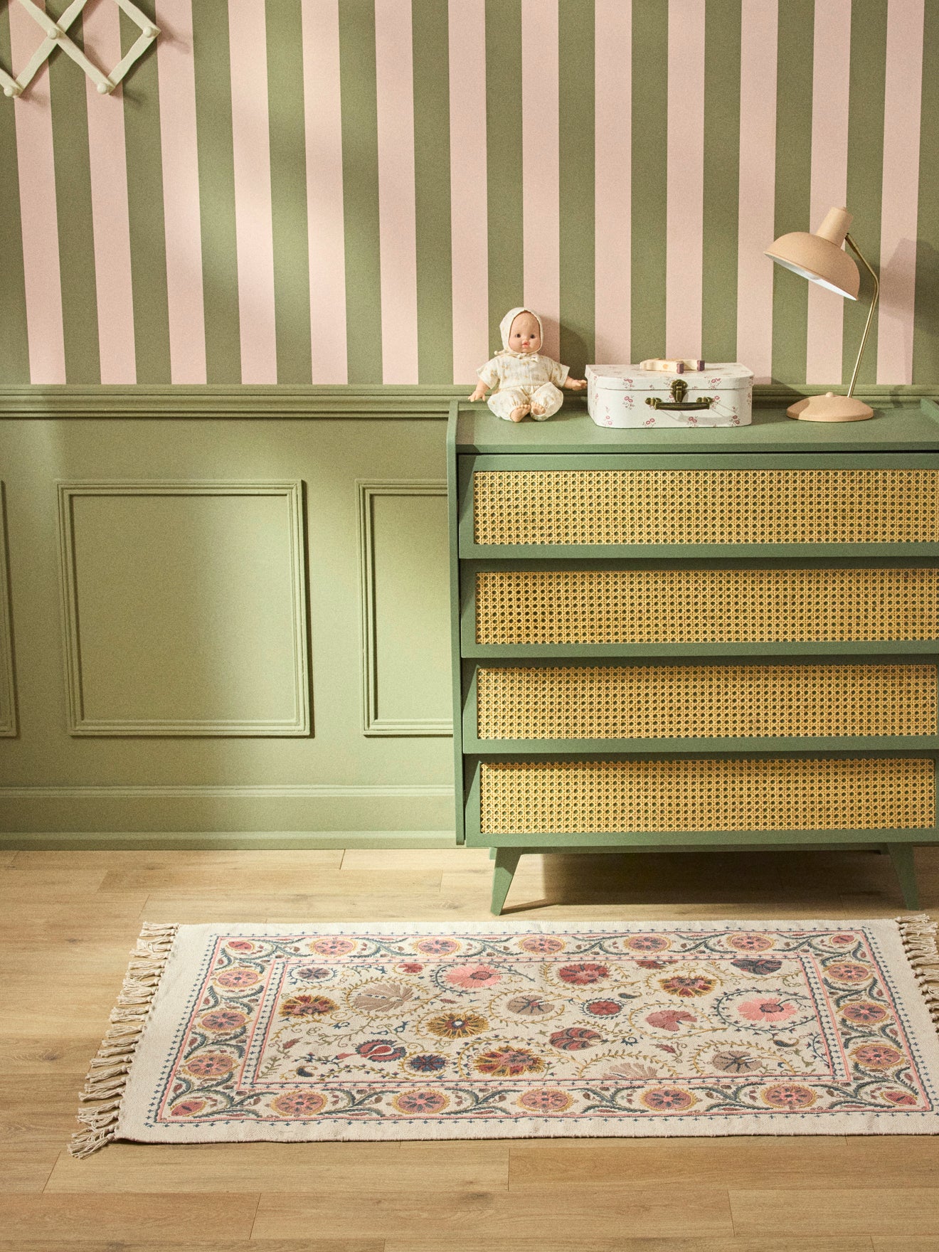 Embroidered Cotton Floral Rug - XS