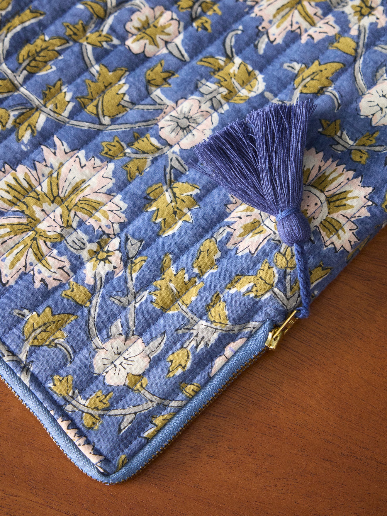 Pochette ordinateur en tissu indien