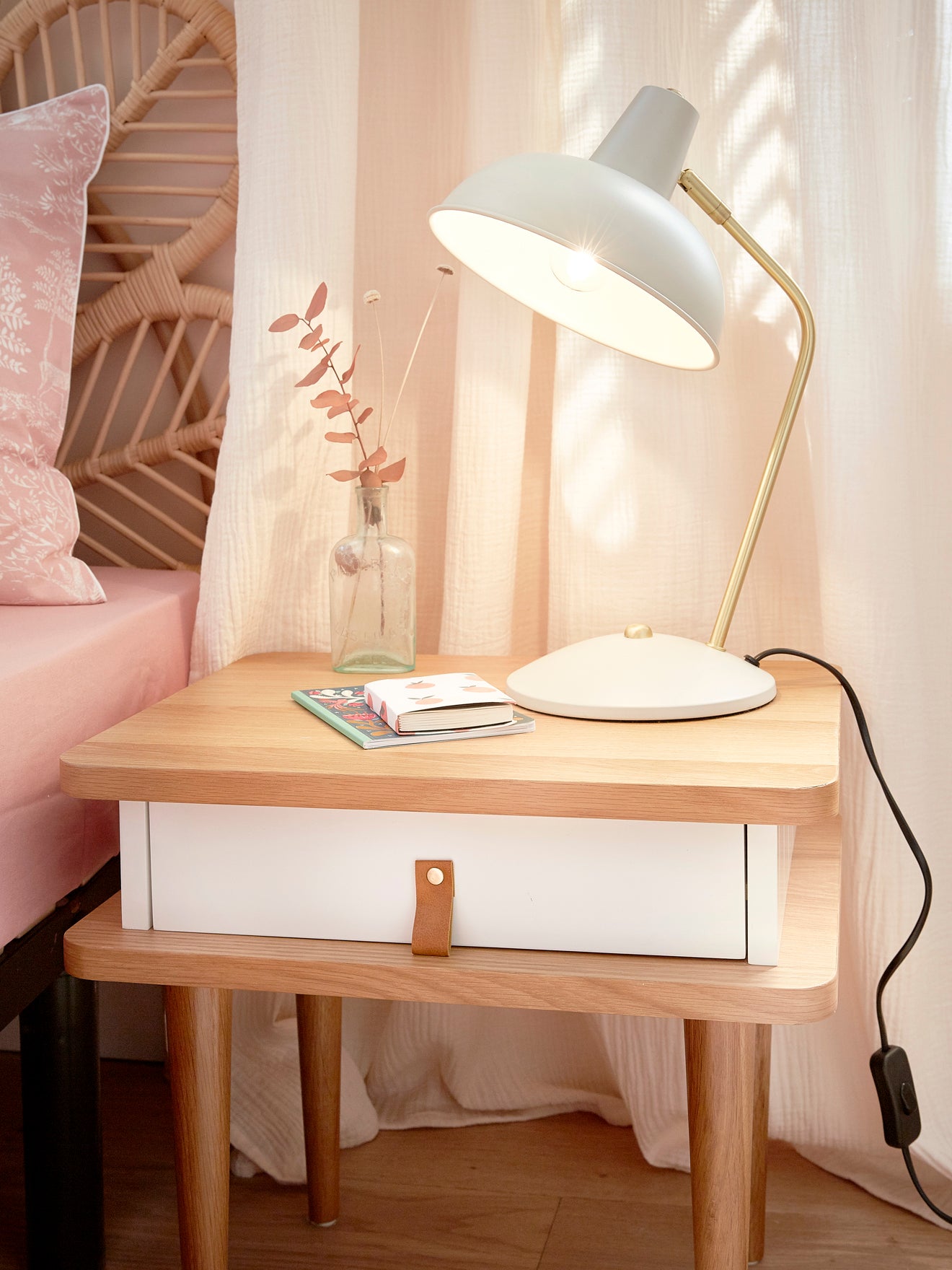 Retro desk lamp