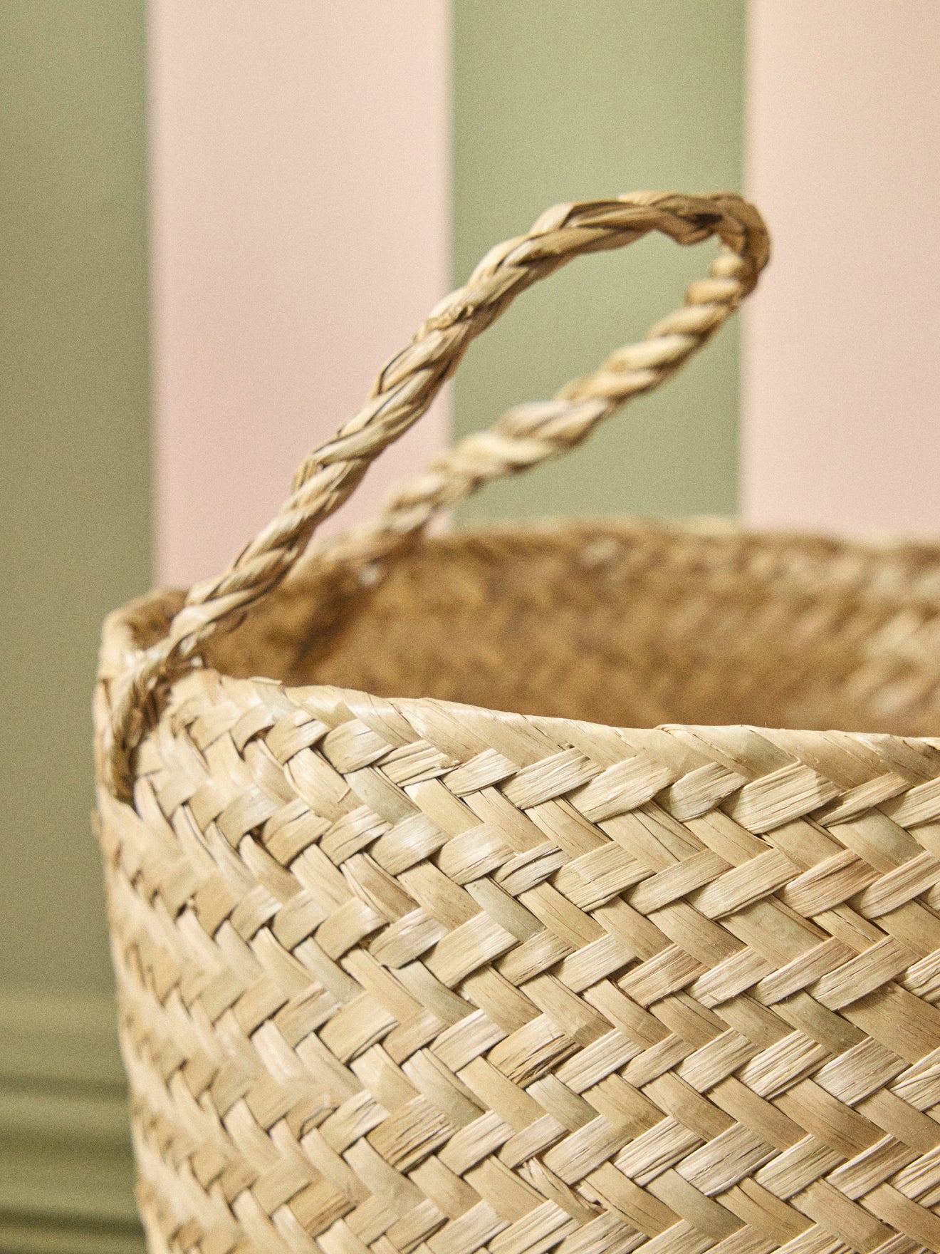 Pack of 2 wicker baskets