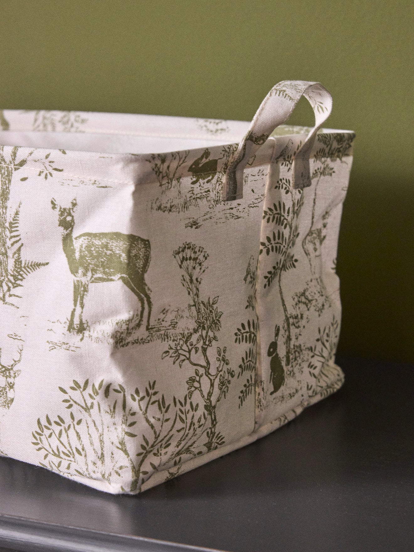 Rectangular storage bag with Toile de Jouy inspired pattern