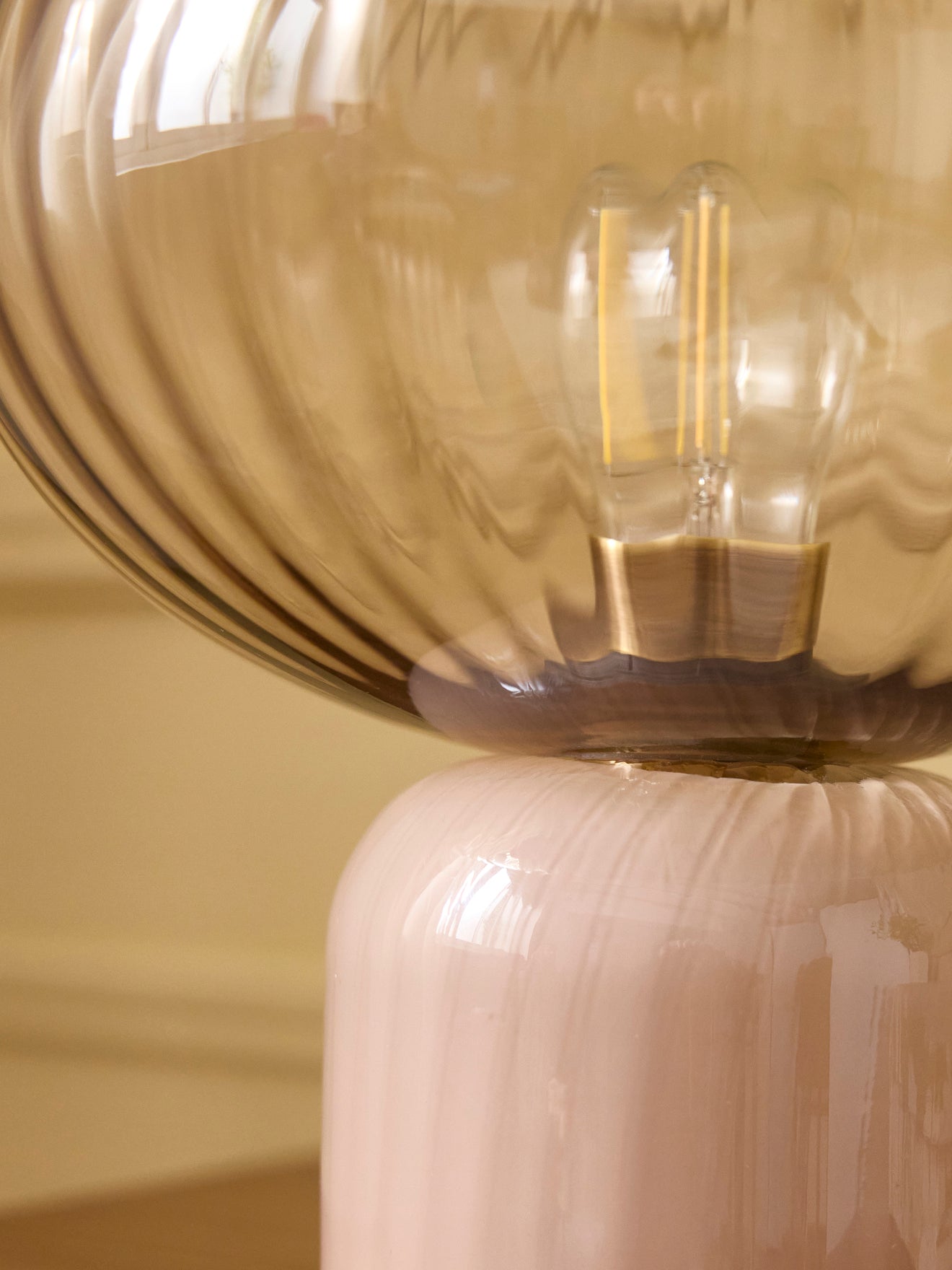 Lampe Martin en verre ciselé