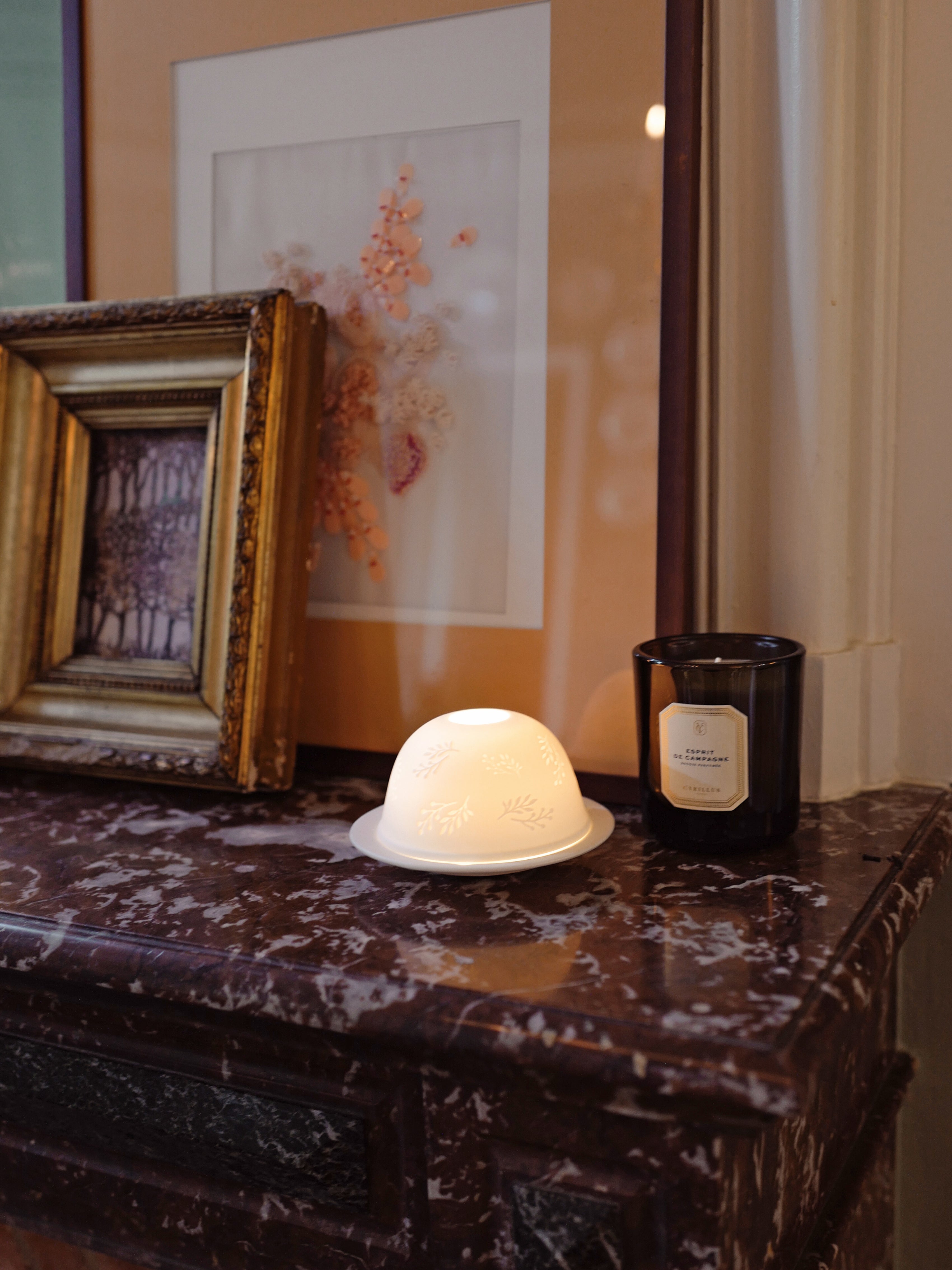 Ceramic dome photophore