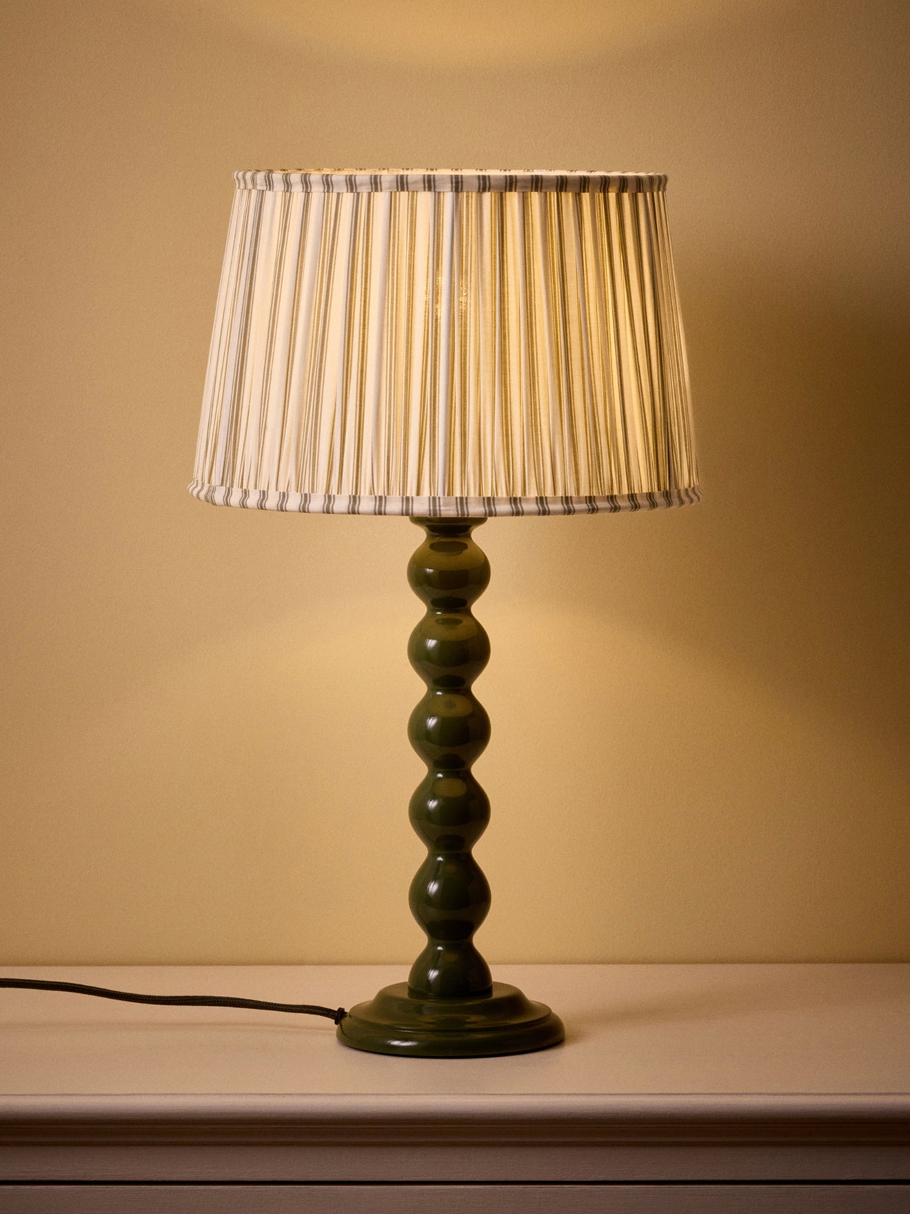 Medium Bertille wooden lamp base