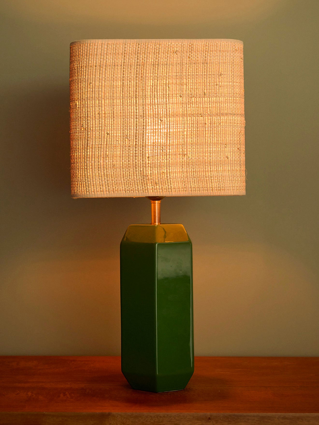 Large raffia lampshade