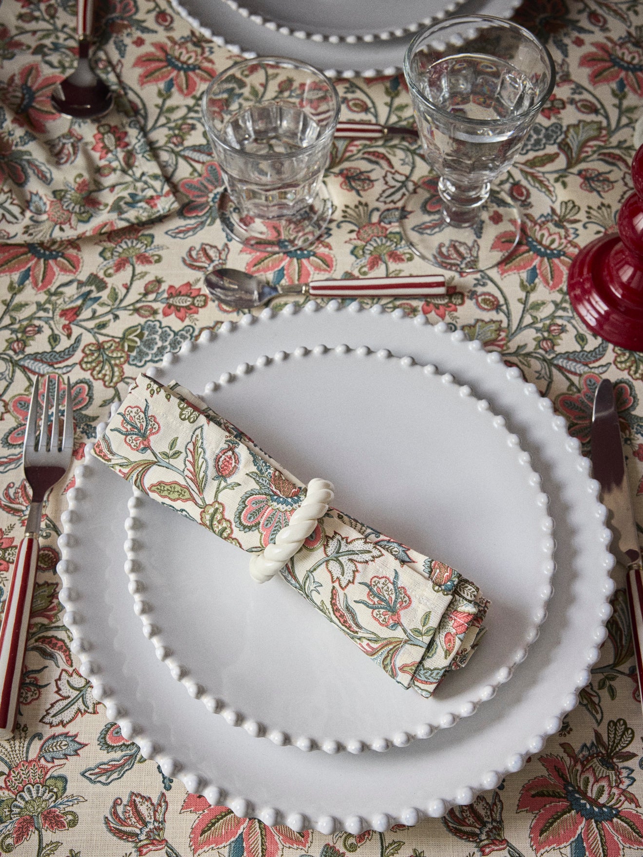 Set of 6 ceramic napkin rings