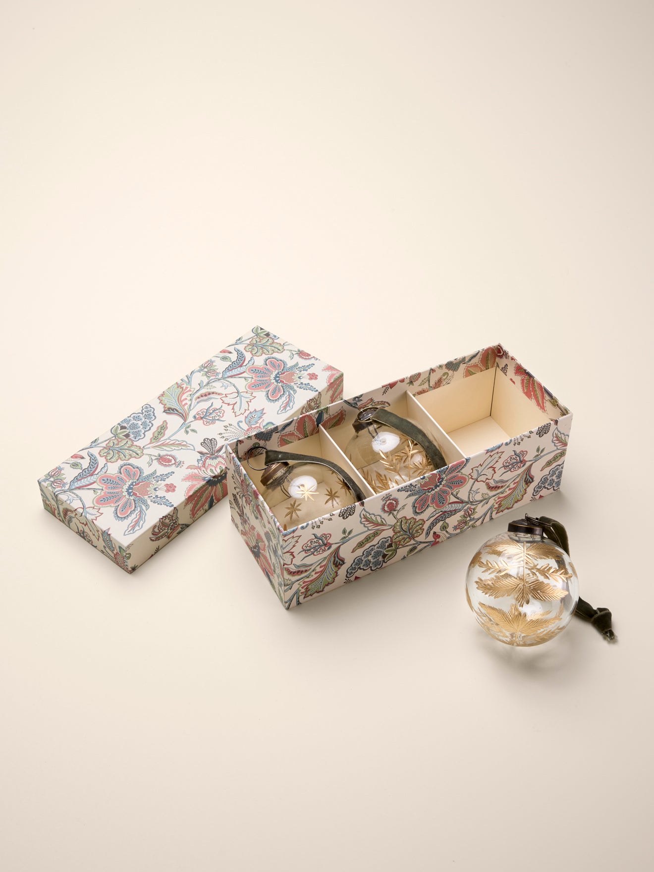 Boule de Noël en verre peinte à la main par lot de 3