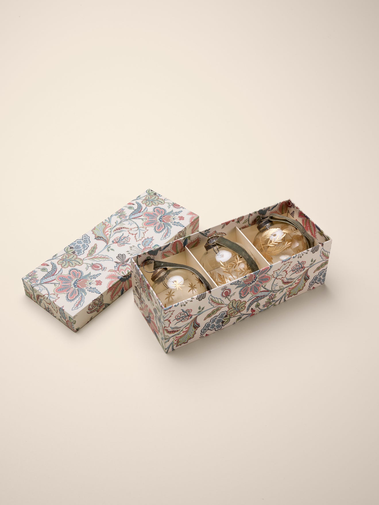 Boule de Noël en verre peinte à la main par lot de 3