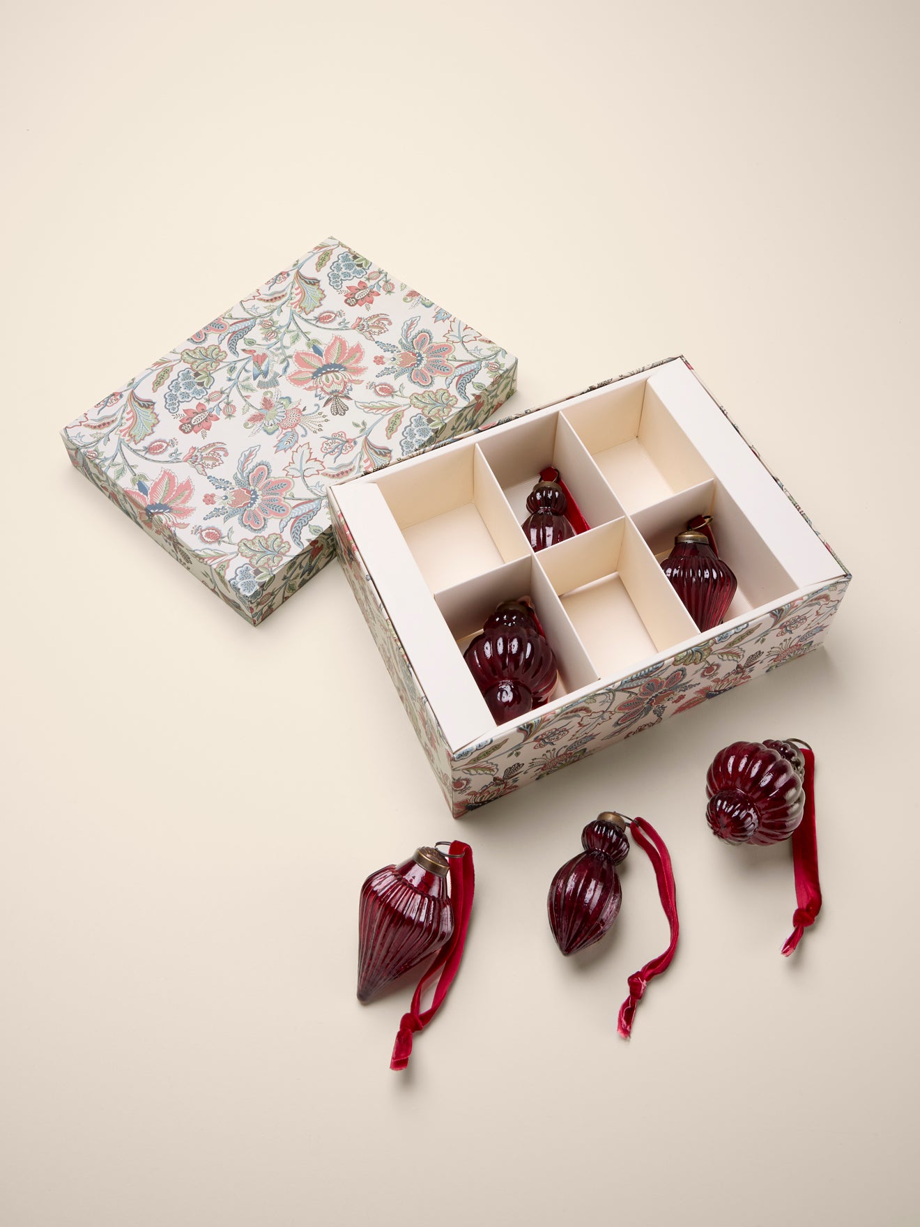 Décoration sapin en verre strié par lot de 6