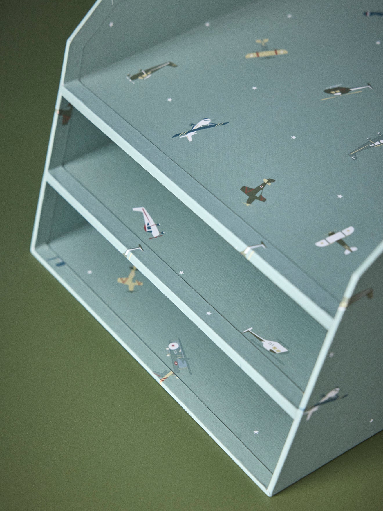 Printed paper mail basket