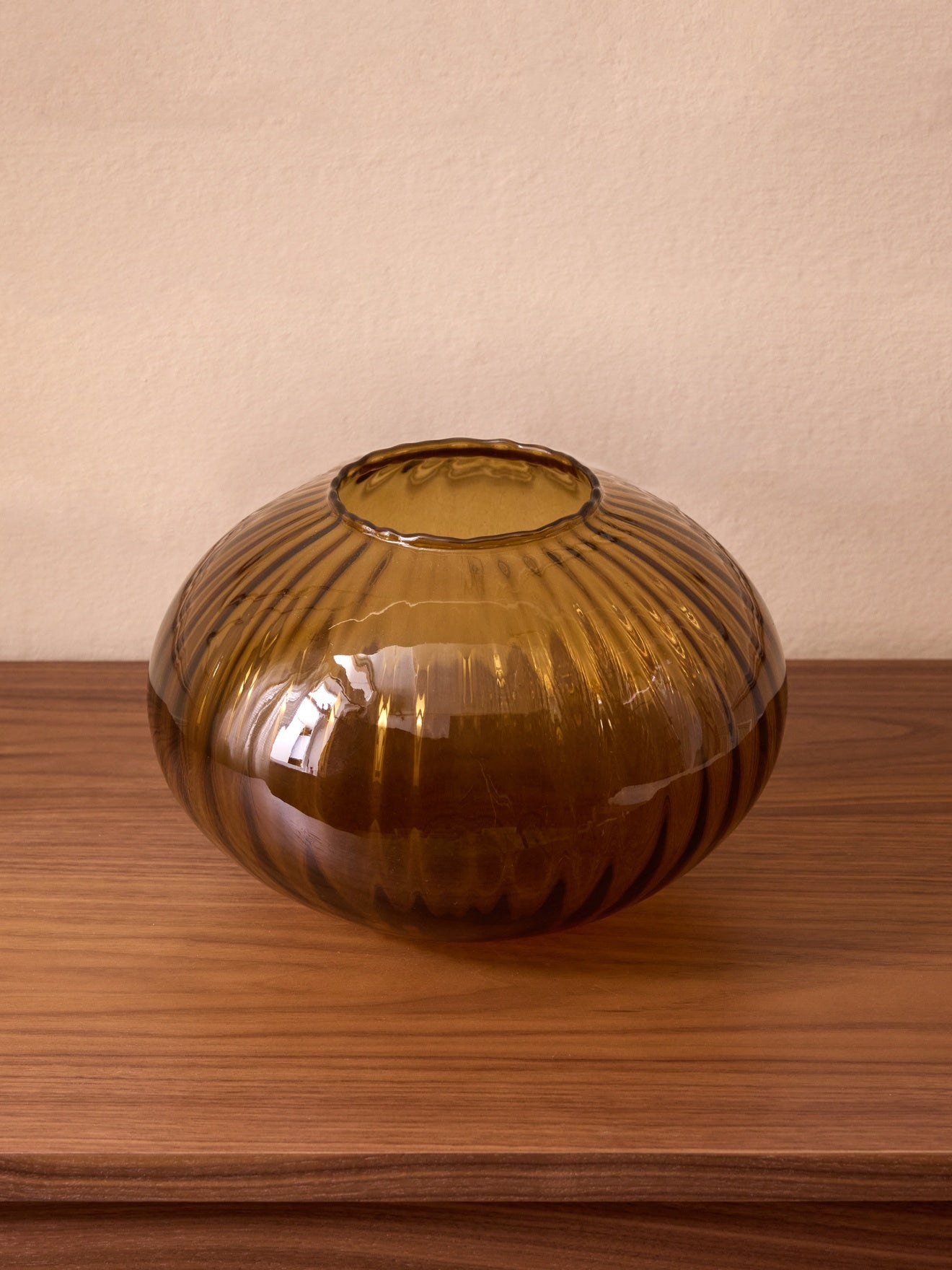 Martin glass vase