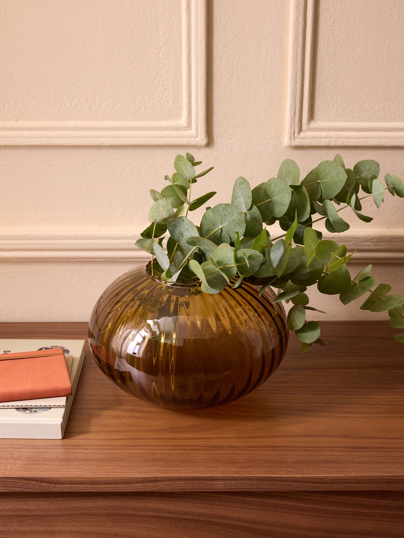 Martin glass vase