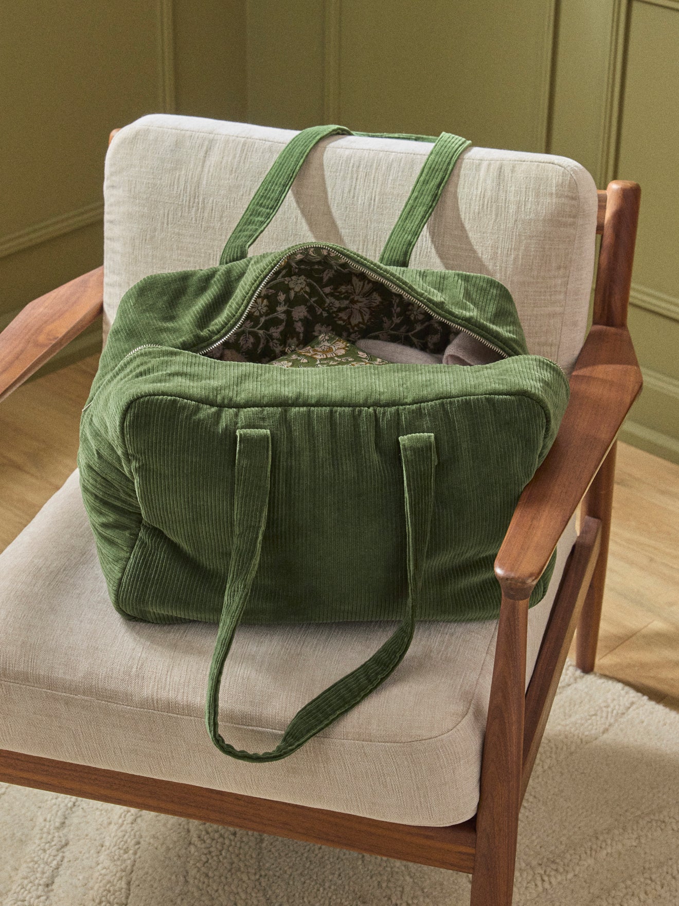 Sac week-end matelassé en velours côtelé