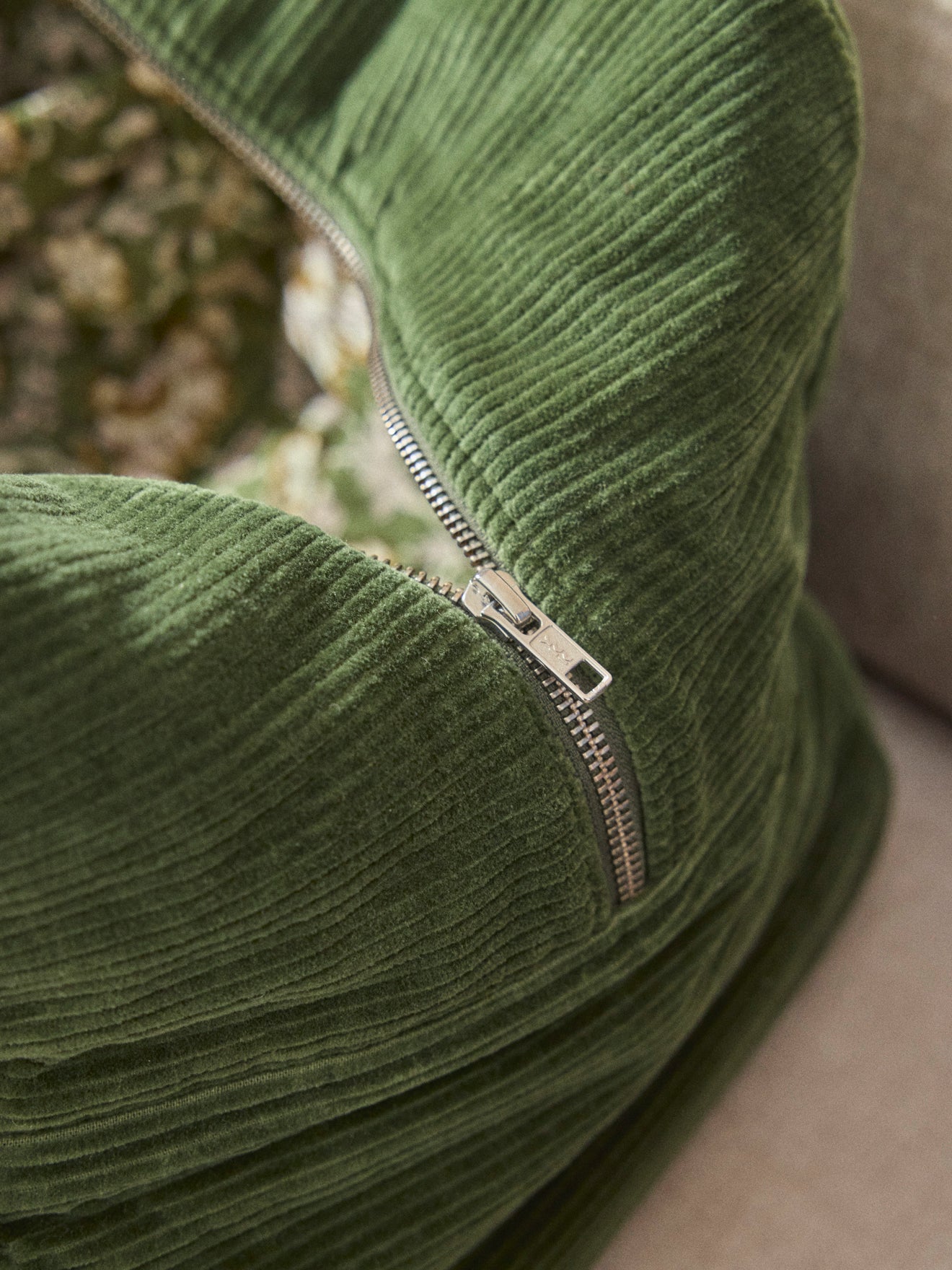 Sac week-end matelassé en velours côtelé