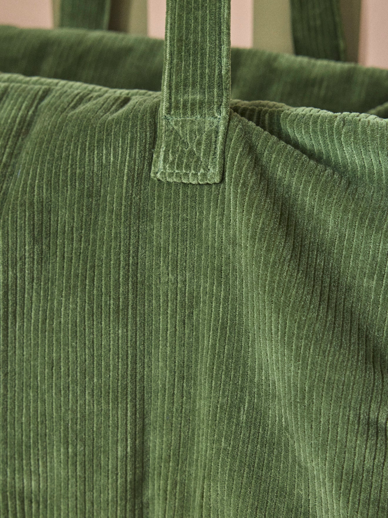 Sac week-end matelassé en velours côtelé