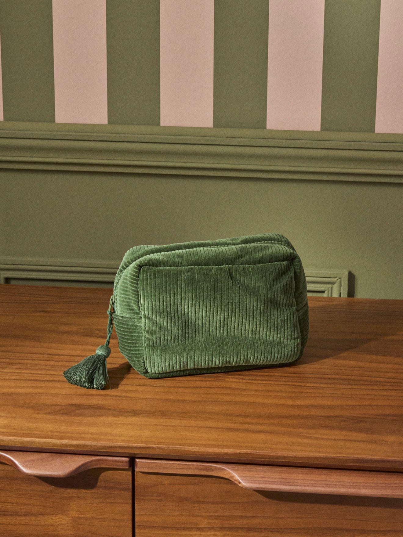 Corduroy toiletries pouch