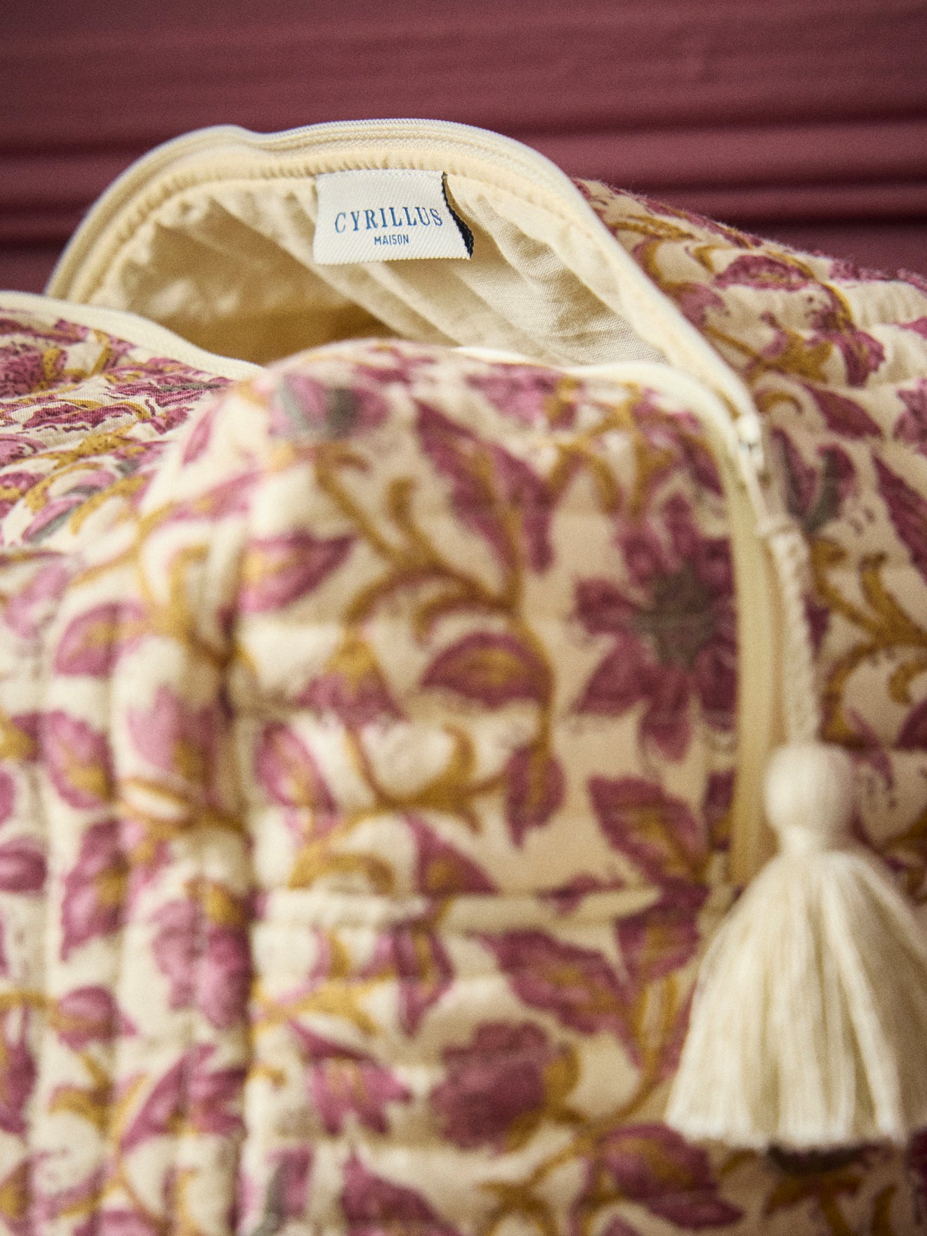 Trousse de toilette matelassée en tissu indien