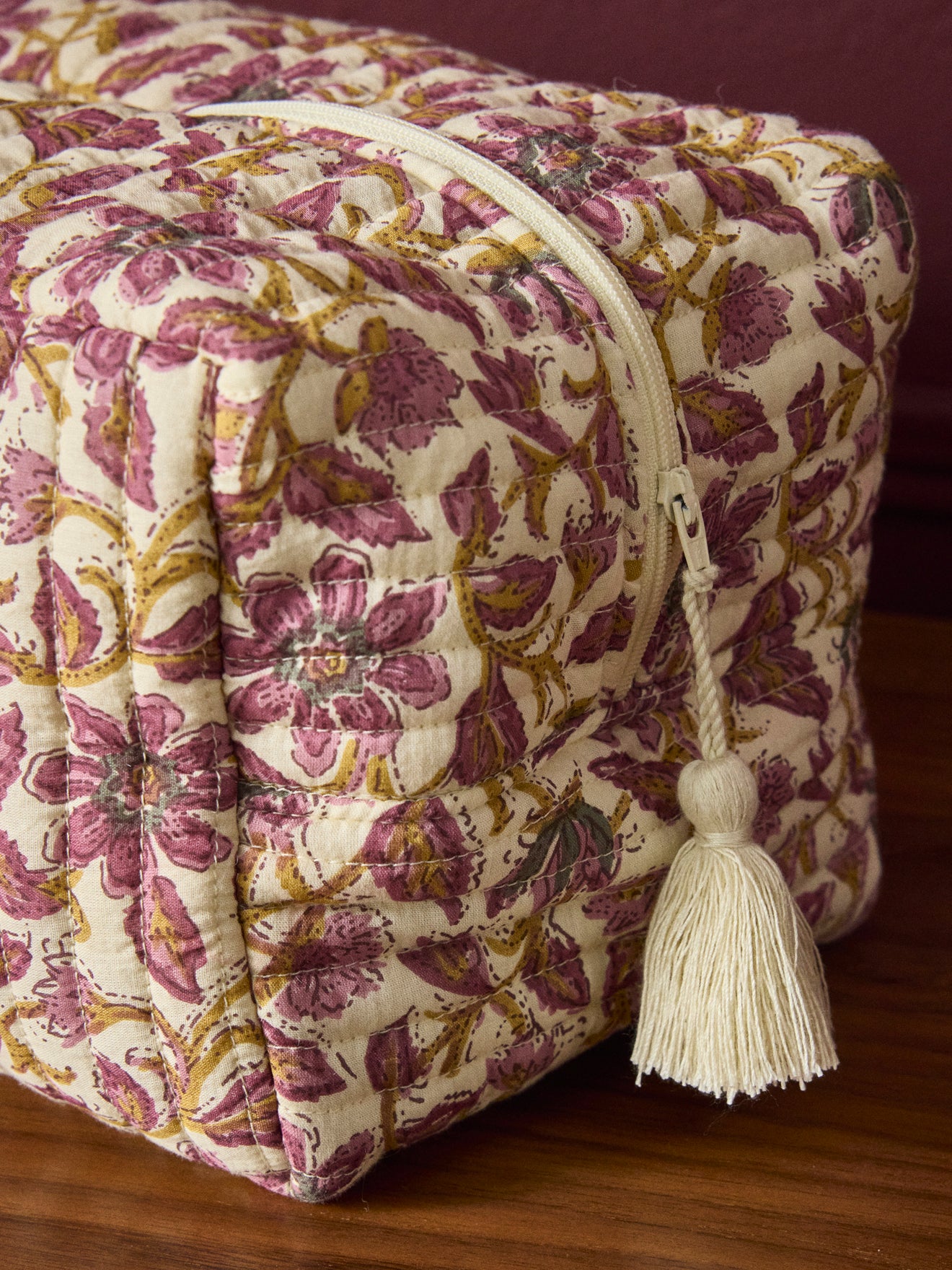 Trousse de toilette matelassée en tissu indien