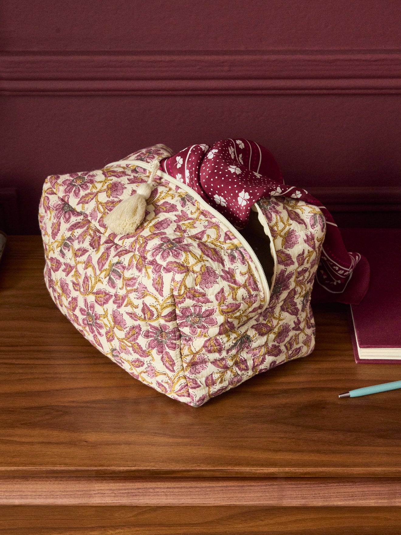 Trousse de toilette matelassée en tissu indien