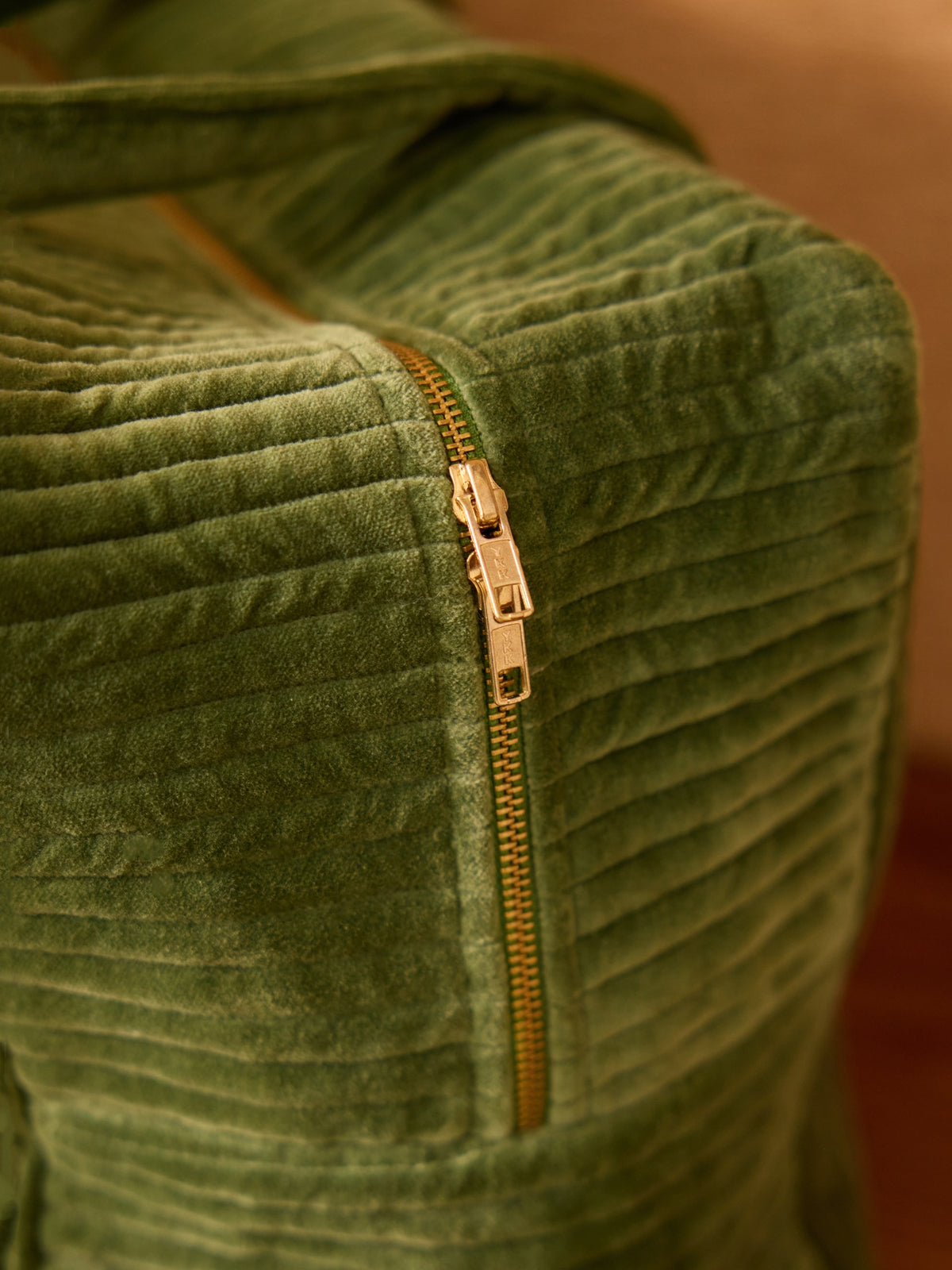 Corduroy weekend bag
