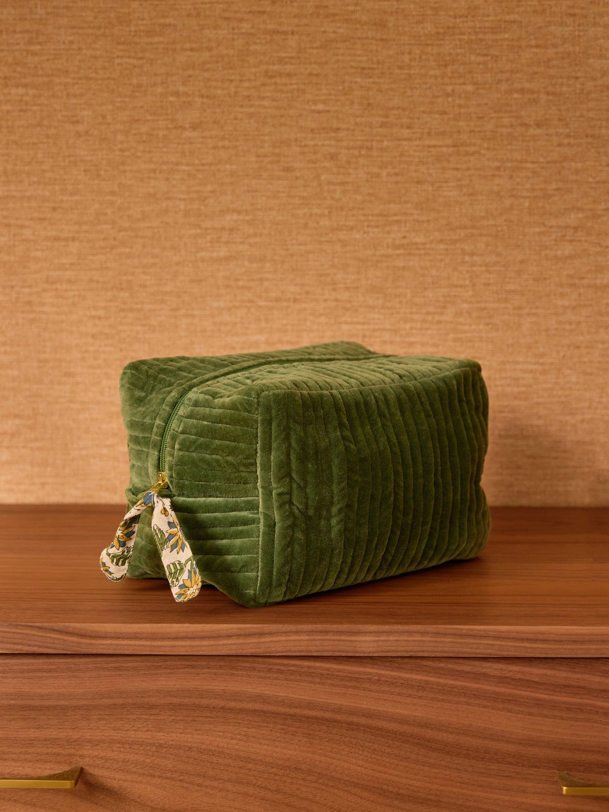 Trousse de toilette en velours