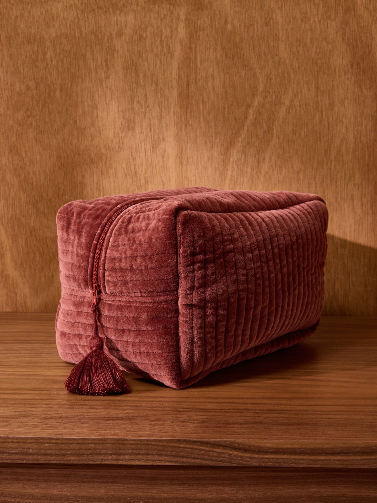 Trousse de toilette en velours