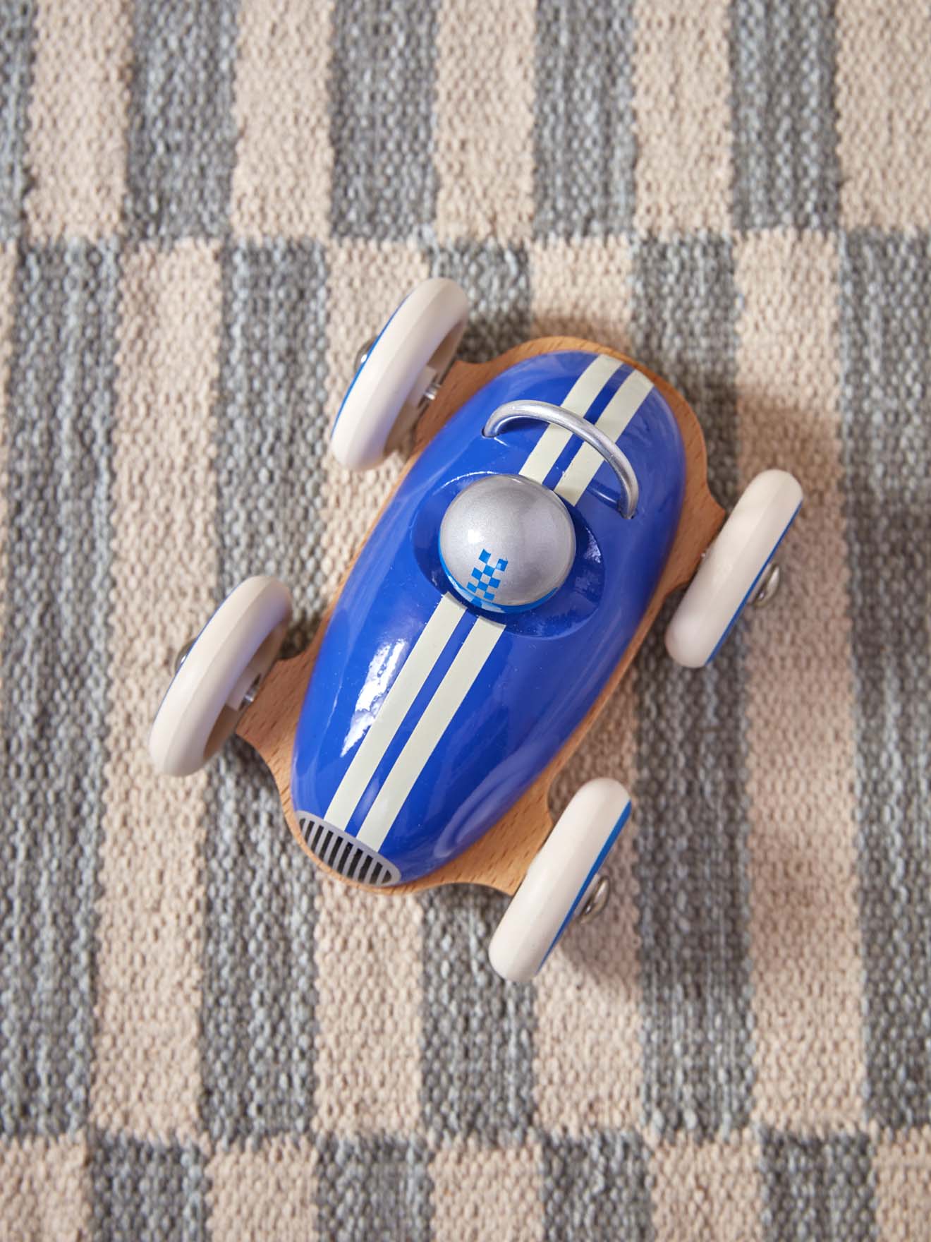 Vilac wooden race car