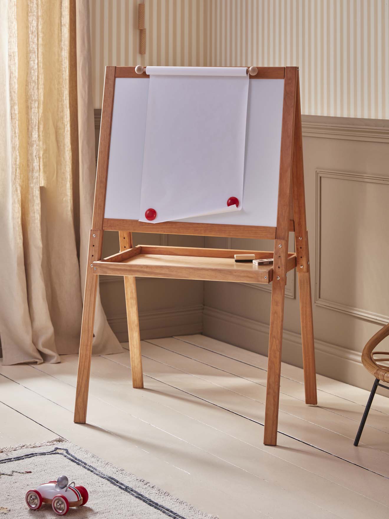 Vilac 2-in-1 easel toy