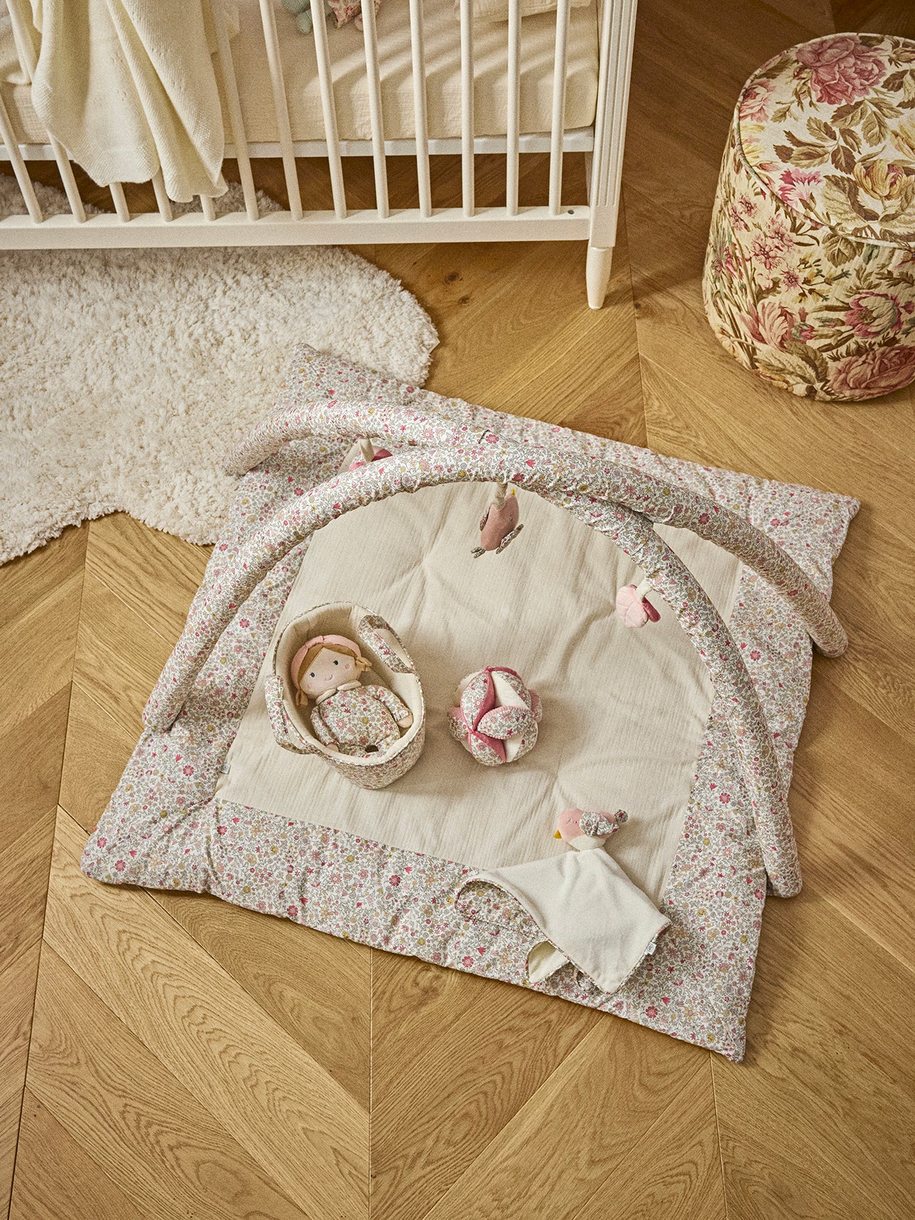 Playmat made with coton gauze and Liberty fabric