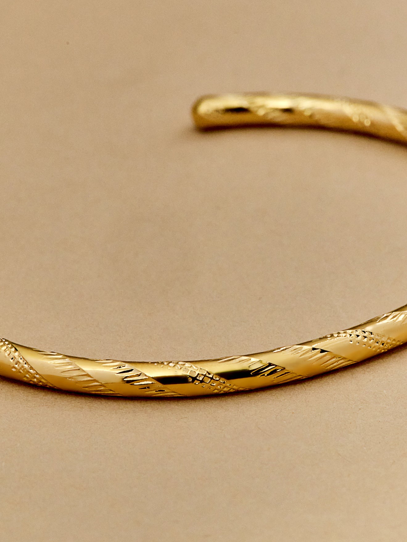 Debbie bangle bracelet - Cyrillus x Chic Alors Collection