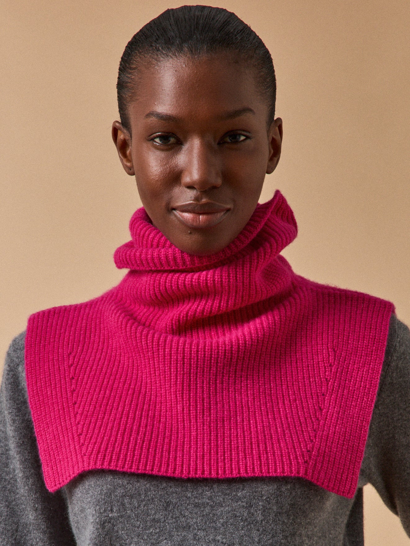 Women's roll neck