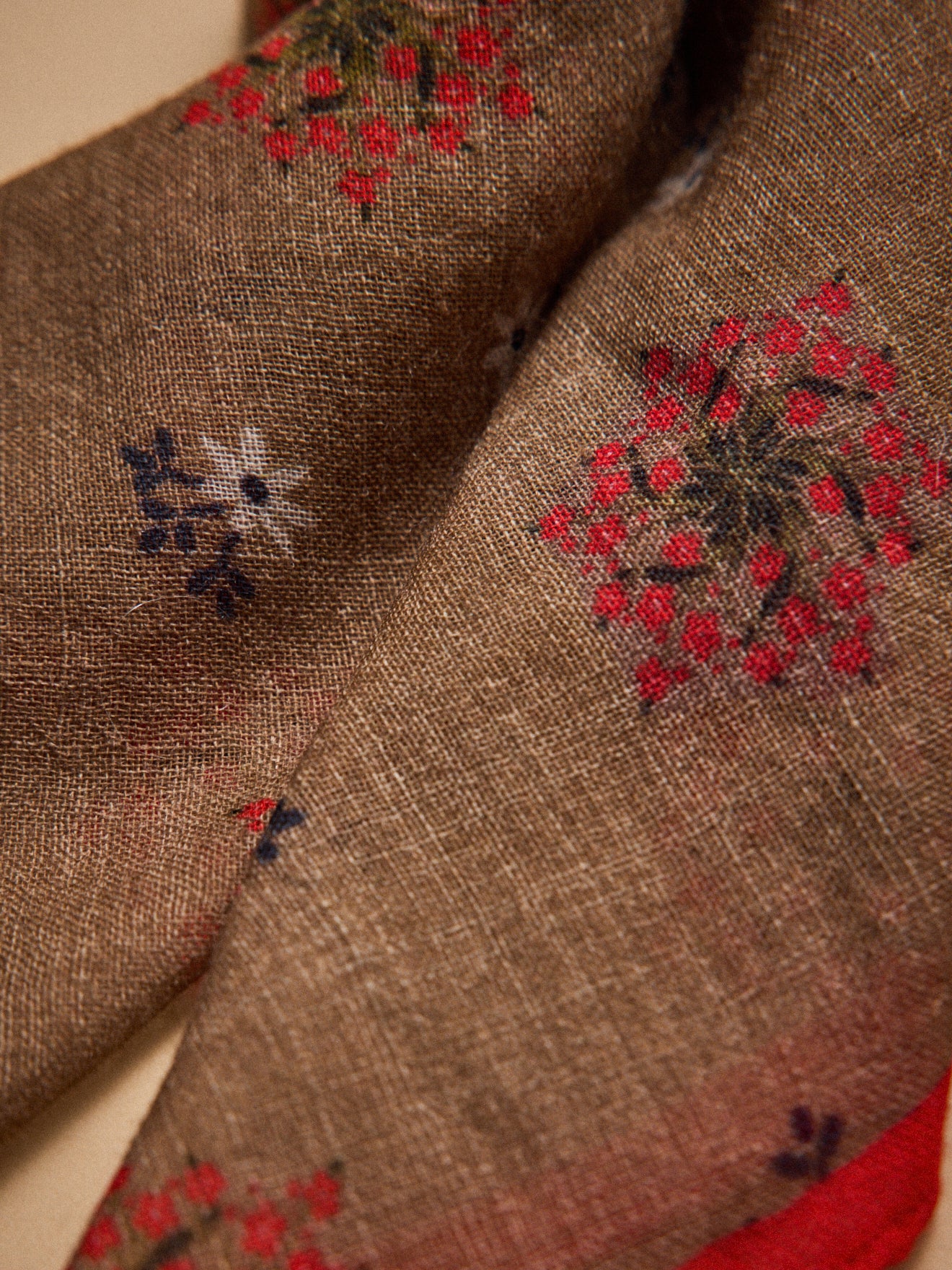 Women's printed wool bandana