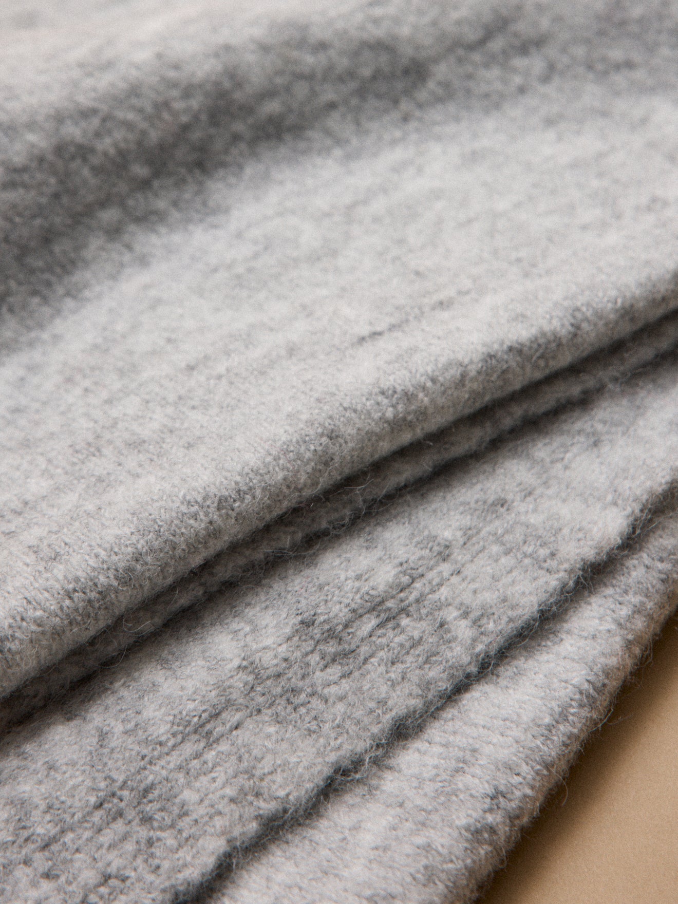 Adult's plain triangular scarf