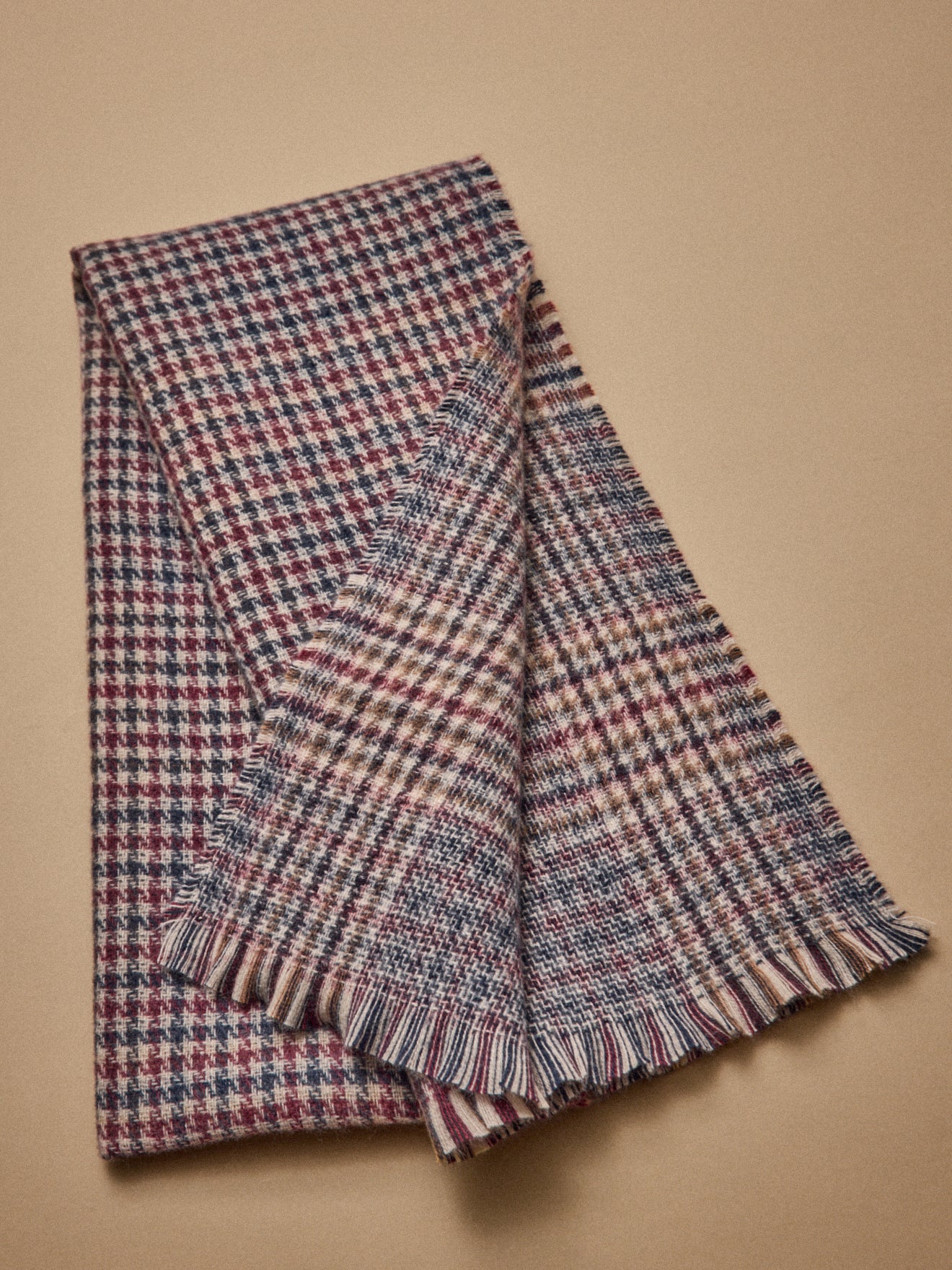 Adult double-sided plaid shawl