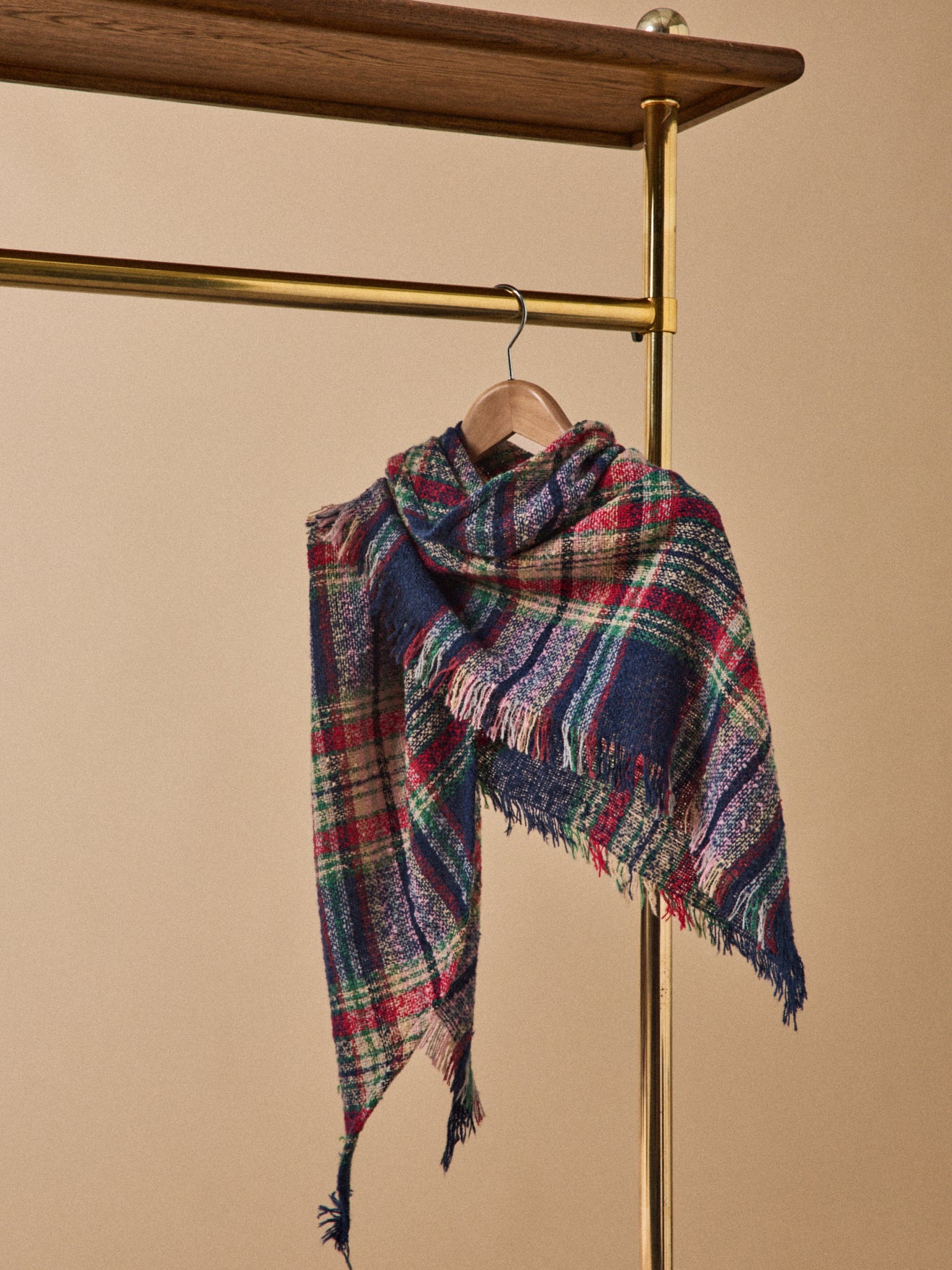 Adult triangular plaid scarf