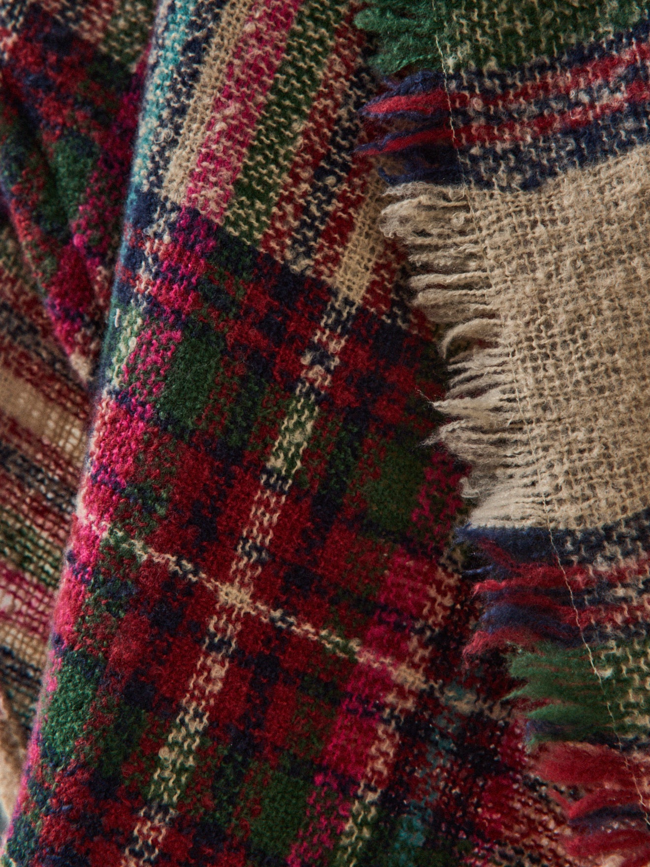 Adult triangular plaid scarf