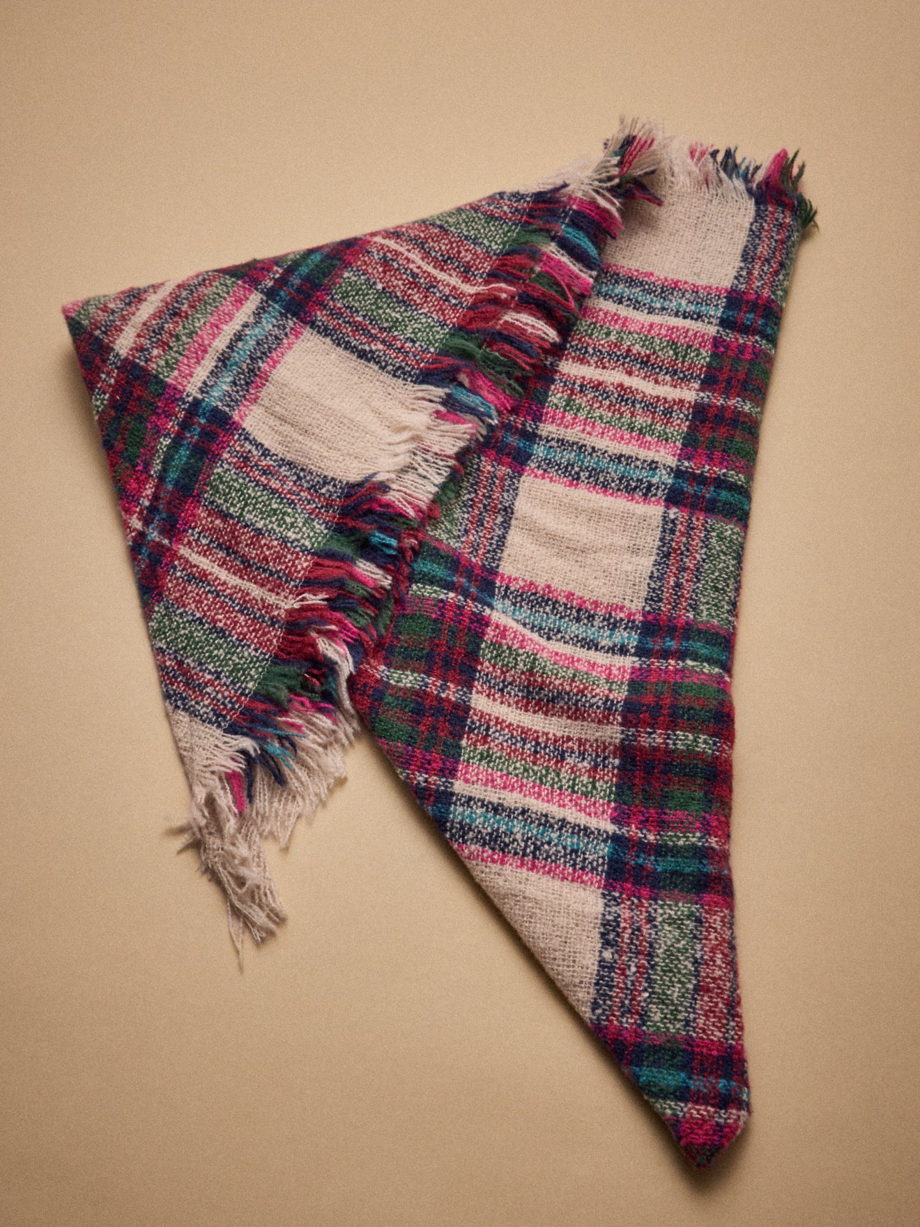 Adult triangular plaid scarf