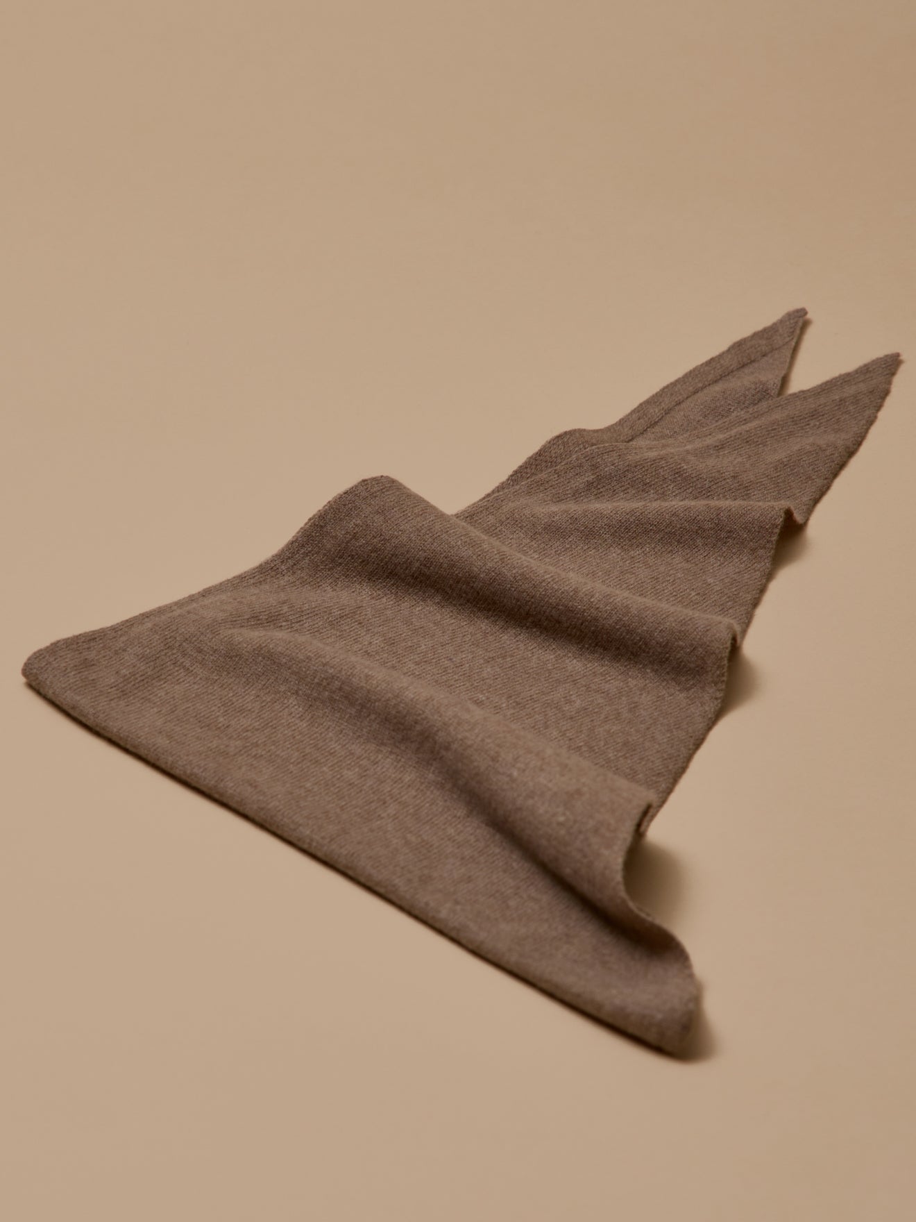 Écharpe triangle laine unie adulte