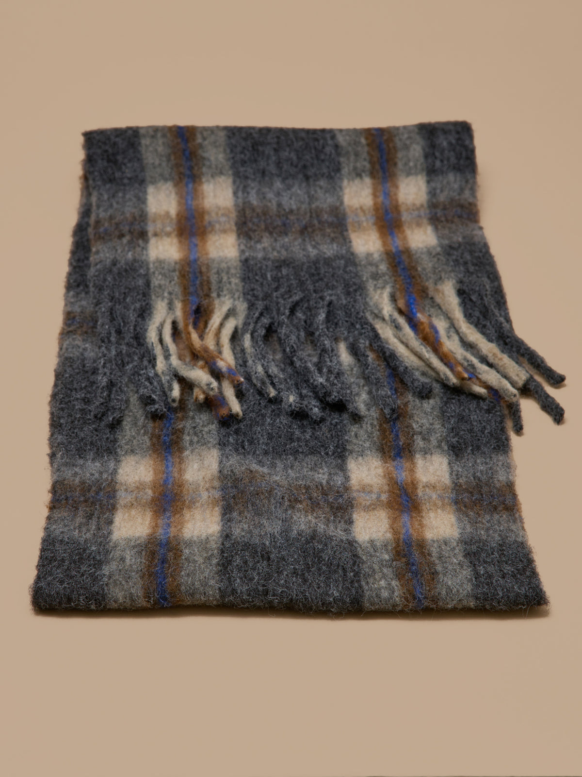 Women's checked scarf