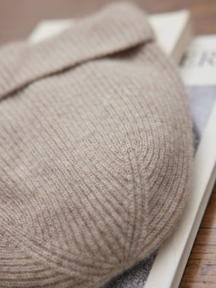 Ribbed cashmere beanie - Cashmere Collection