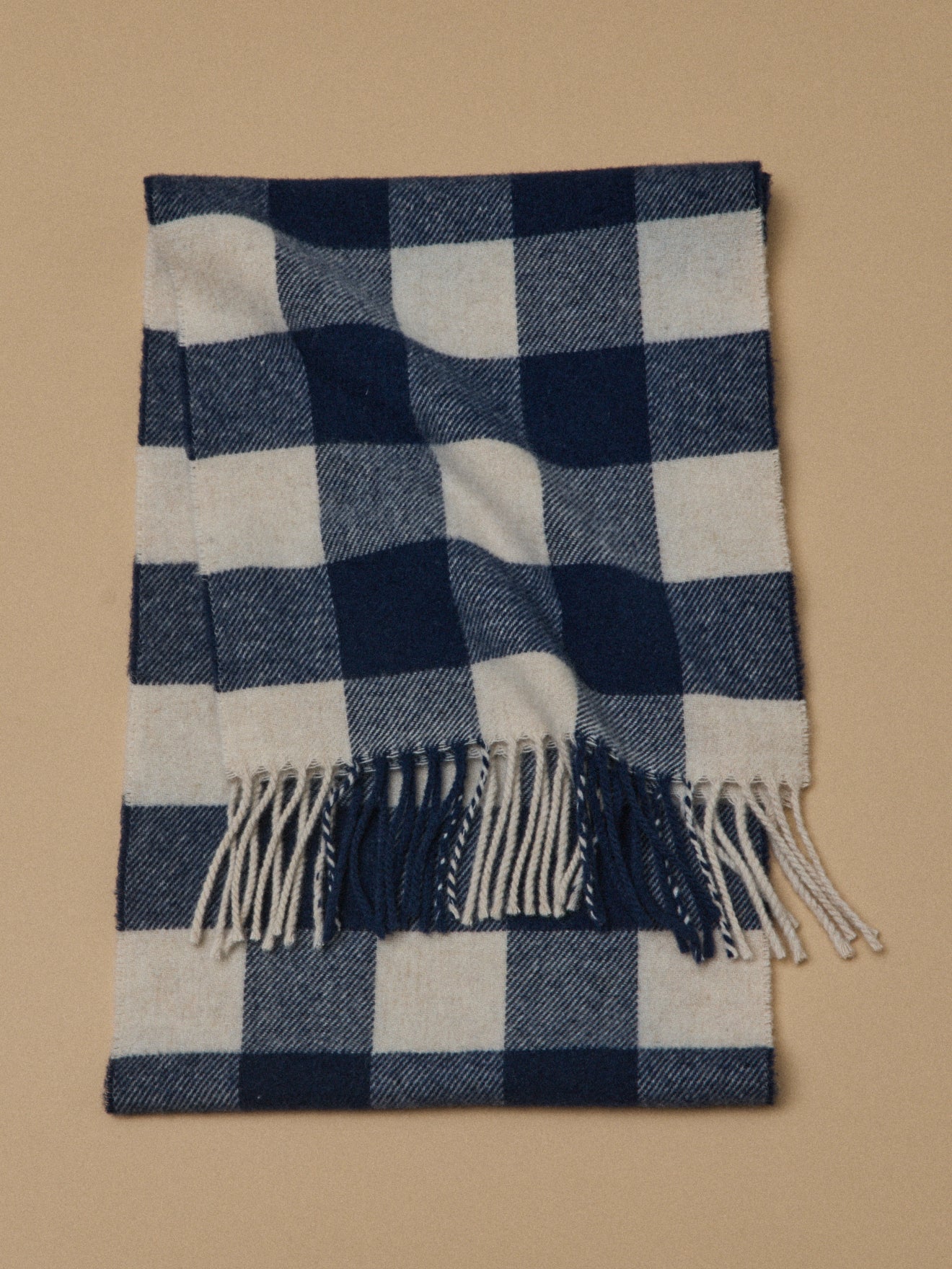 Adult wool check scarf