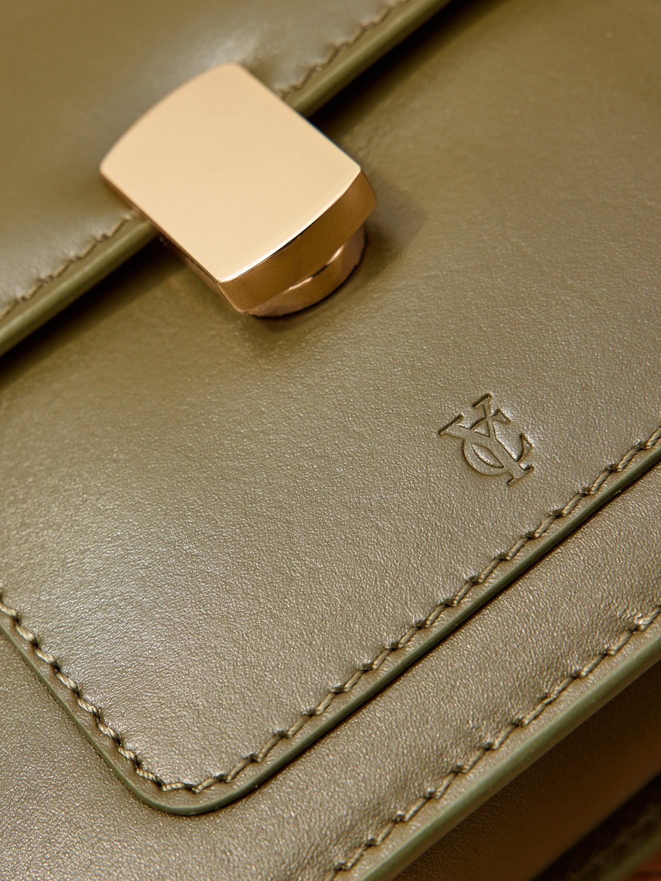 Messenger bag - Cyrillus Small Leather Goods Collection